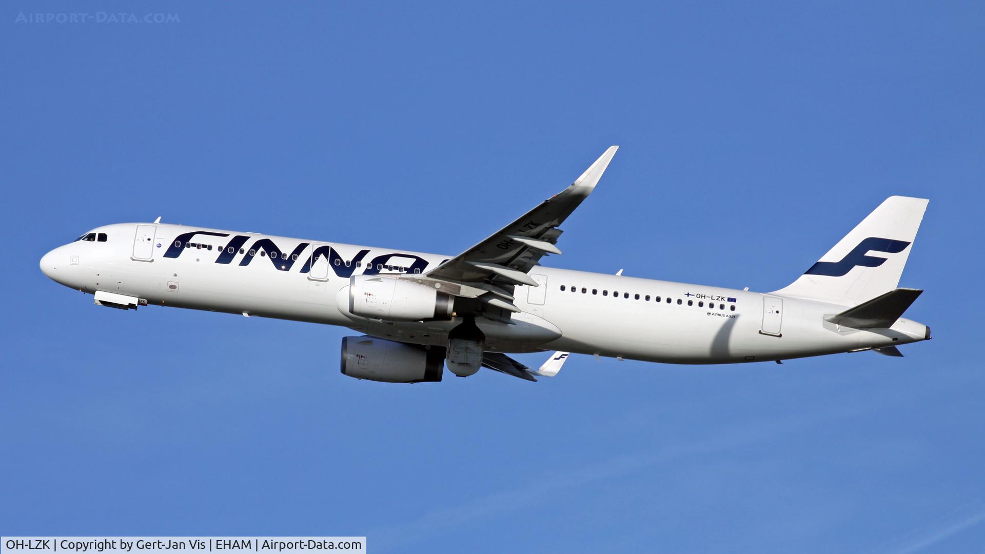 OH-LZK, 2014 Airbus A321-231 C/N 5961, Take-off rw24
