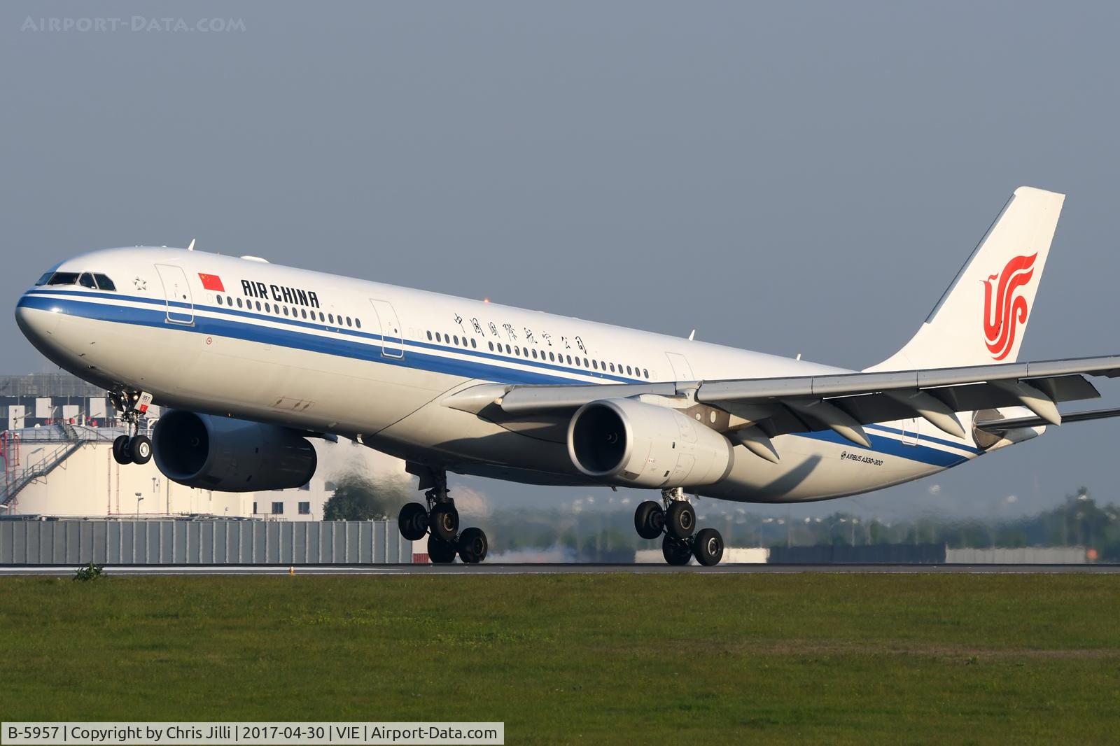 B-5957, 2014 Airbus A330-343 C/N 1570, Air China