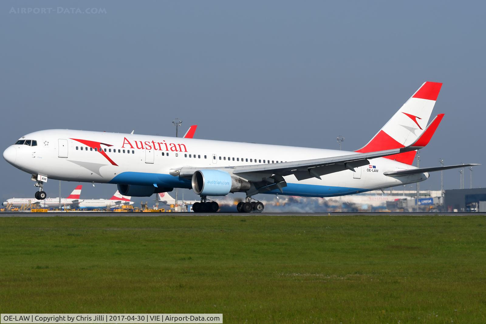 OE-LAW, 1992 Boeing 767-3Z9/ER C/N 26417, Austrian Airlines