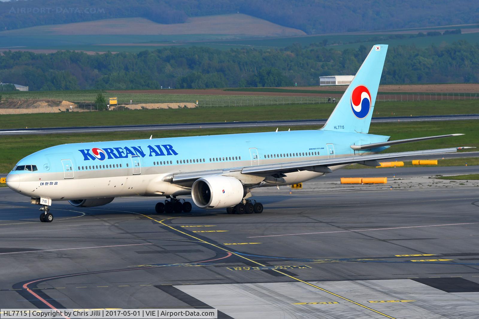 HL7715, 2002 Boeing 777-2B5/ER C/N 28372, Korean Air