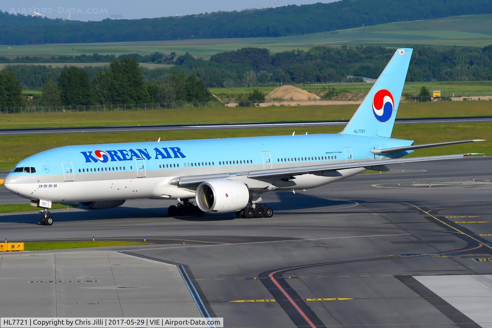 HL7721, Boeing 777-2B5/ER C/N 33727, Korean AIr