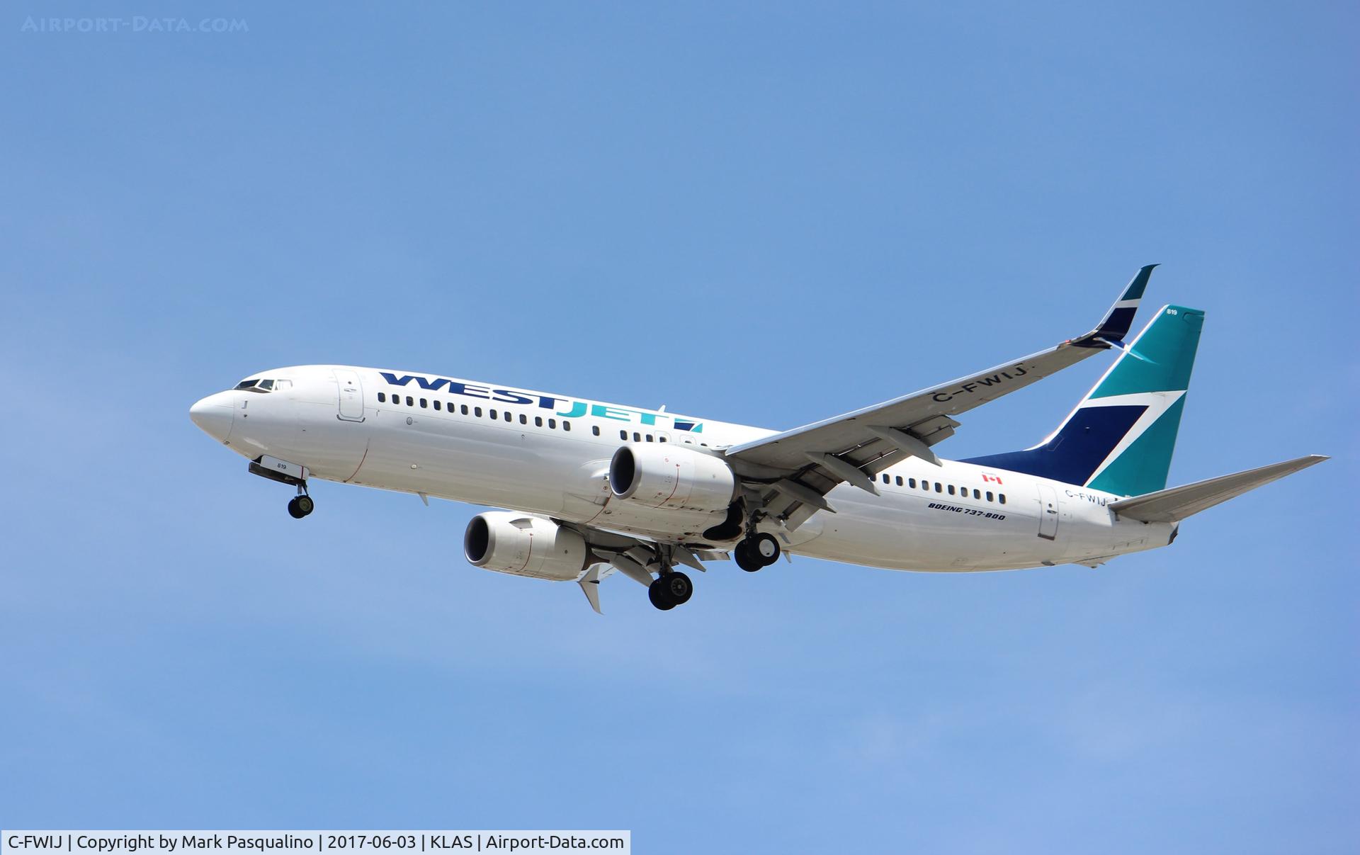 C-FWIJ, 2012 Boeing 737-8CT C/N 39072, Boeing 737-800