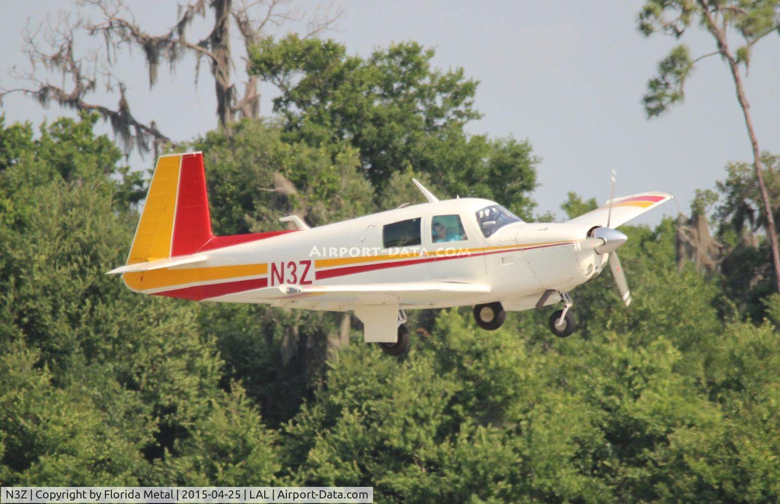 N3Z, 1975 Mooney M20E C/N 21-1161, Mooney