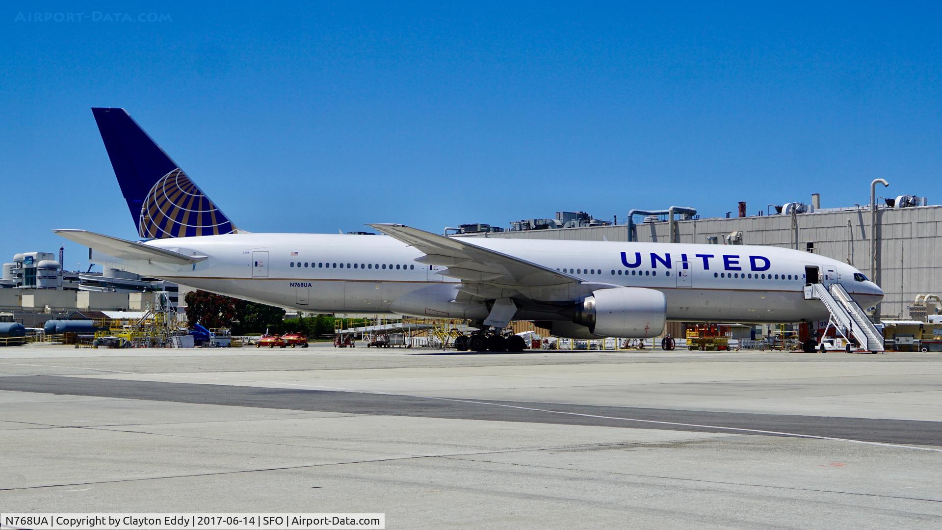 N768UA, 1995 Boeing 777-222 C/N 26919, SFO 2017.