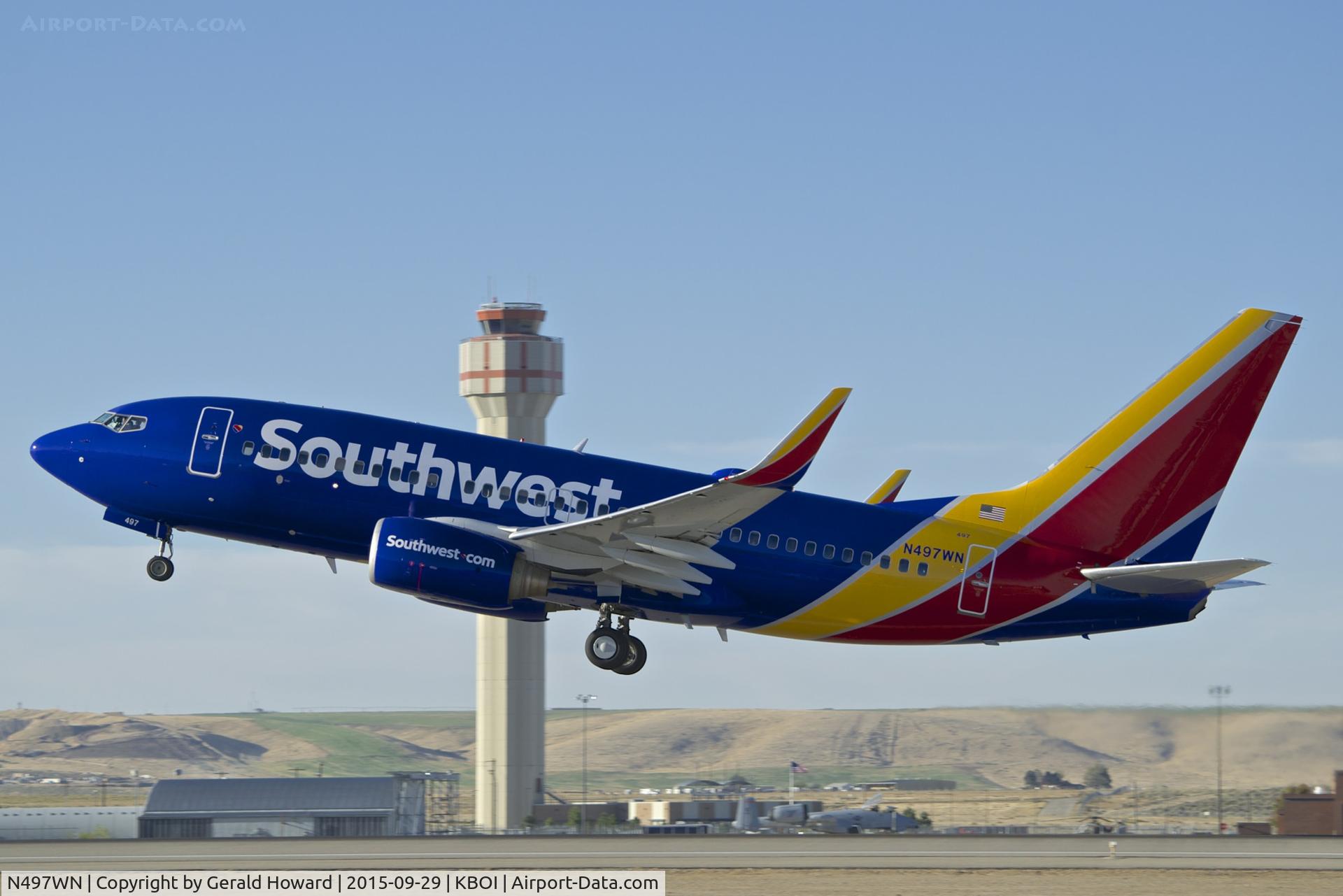 N497WN, 2004 Boeing 737-7H4 C/N 32479, Departure from RWY 10L.
