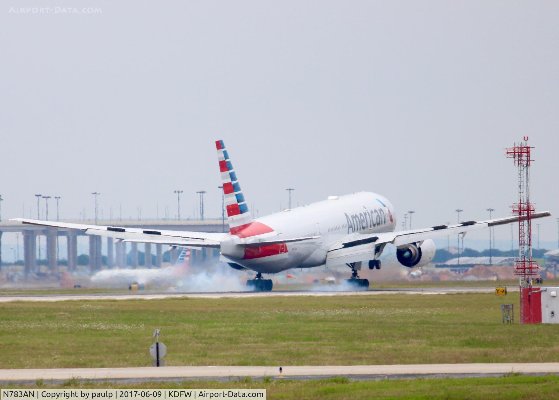 N783AN, 2000 Boeing 777-223 C/N 30004, At DFW.