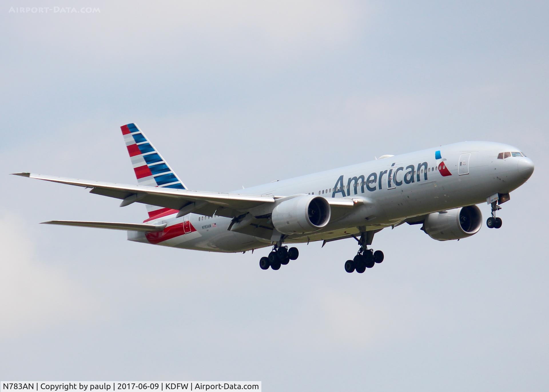 N783AN, 2000 Boeing 777-223 C/N 30004, At DFW.