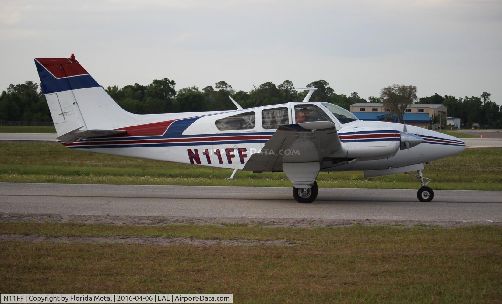 N11FF, 1969 Beech D55 Baron C/N TE-736, Beech D55
