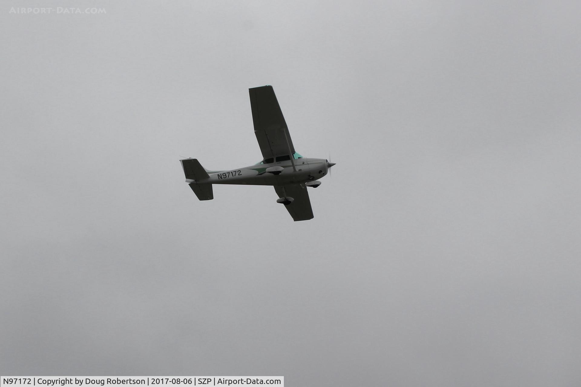 N97172, 1984 Cessna 172P C/N 17276162, 1984 Cessna 172P SKYHAWK, Lycoming O-320-D2J 160 Hp, takeoff climb Rwy 22. I roam the airport.