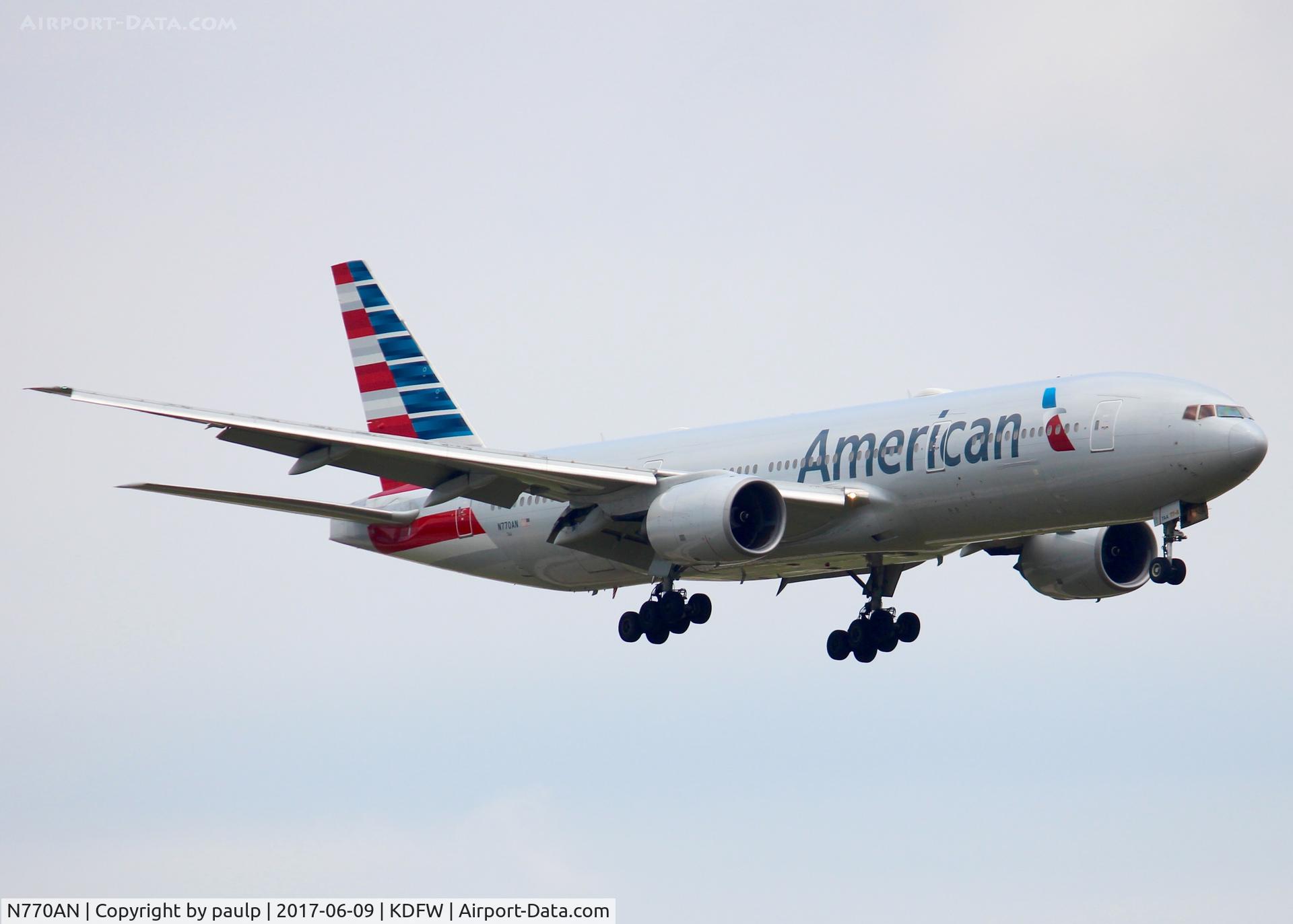 N770AN, 1999 Boeing 777-223 C/N 29578, At DFW.