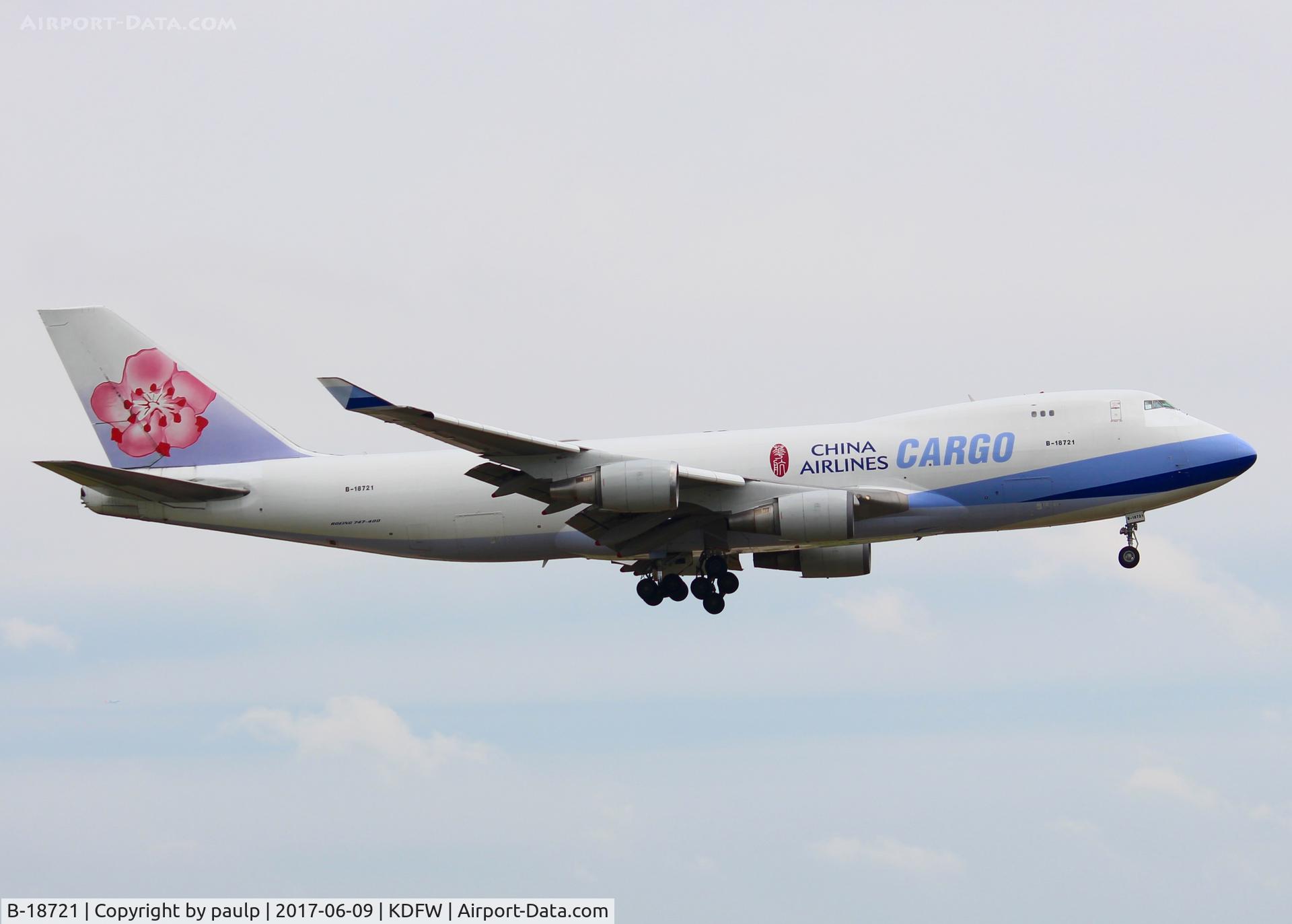 B-18721, 2005 Boeing 747-409F/SCD C/N 33738, At DFW.