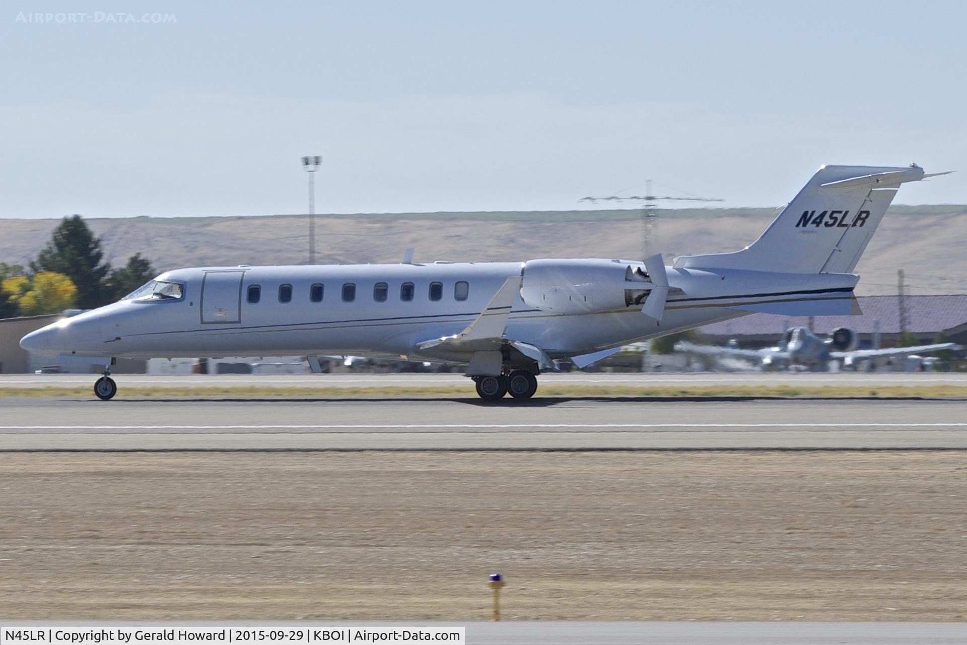 N45LR, 1998 Learjet 45 C/N 013, Landing roll out on RWY 10L.