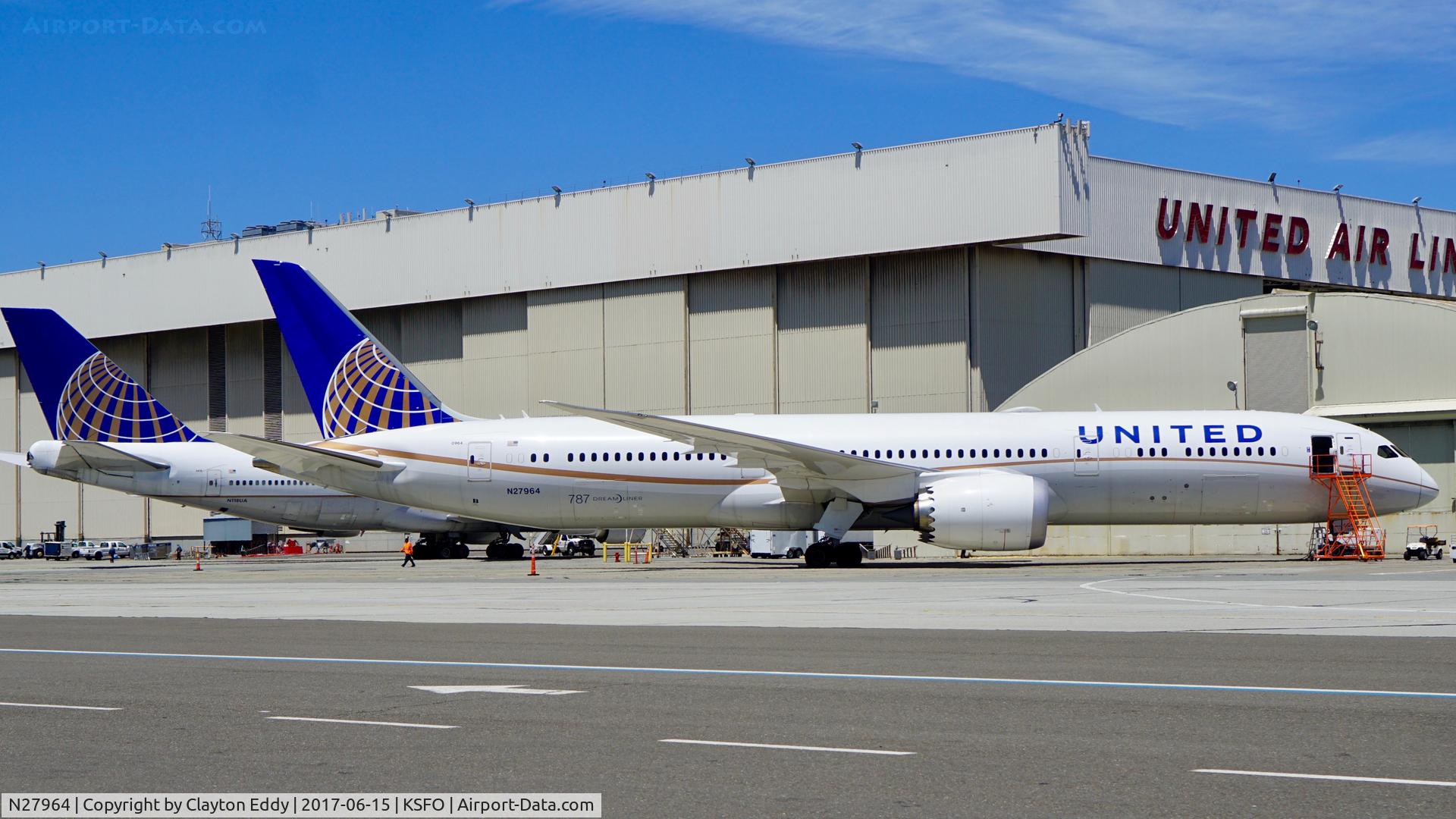 N27964, 2016 Boeing 787-9 Dreamliner C/N 37813, SFO 2017.