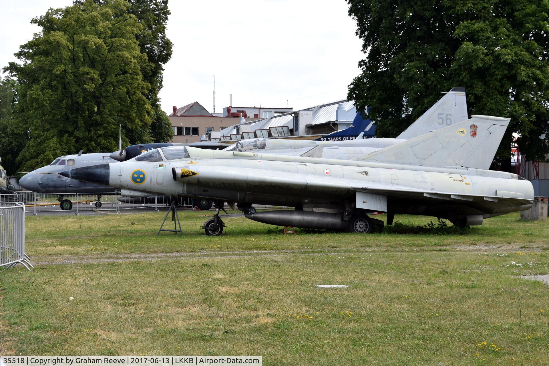 35518, Saab J-35F Draken C/N 35-518, On display at 