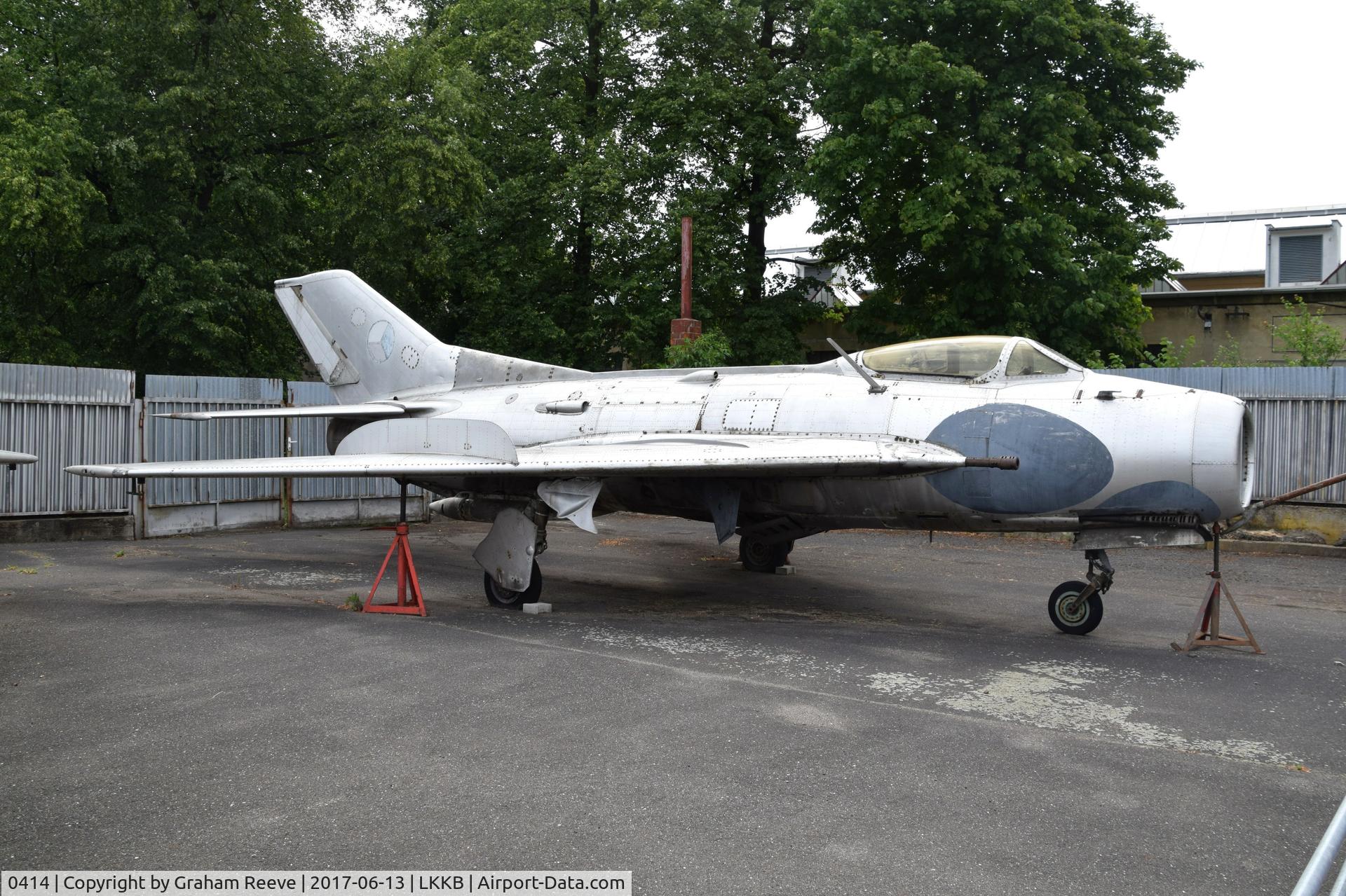 0414, 1961 Aero S-105 (MiG-19S) C/N 150414, KLLBlkkb