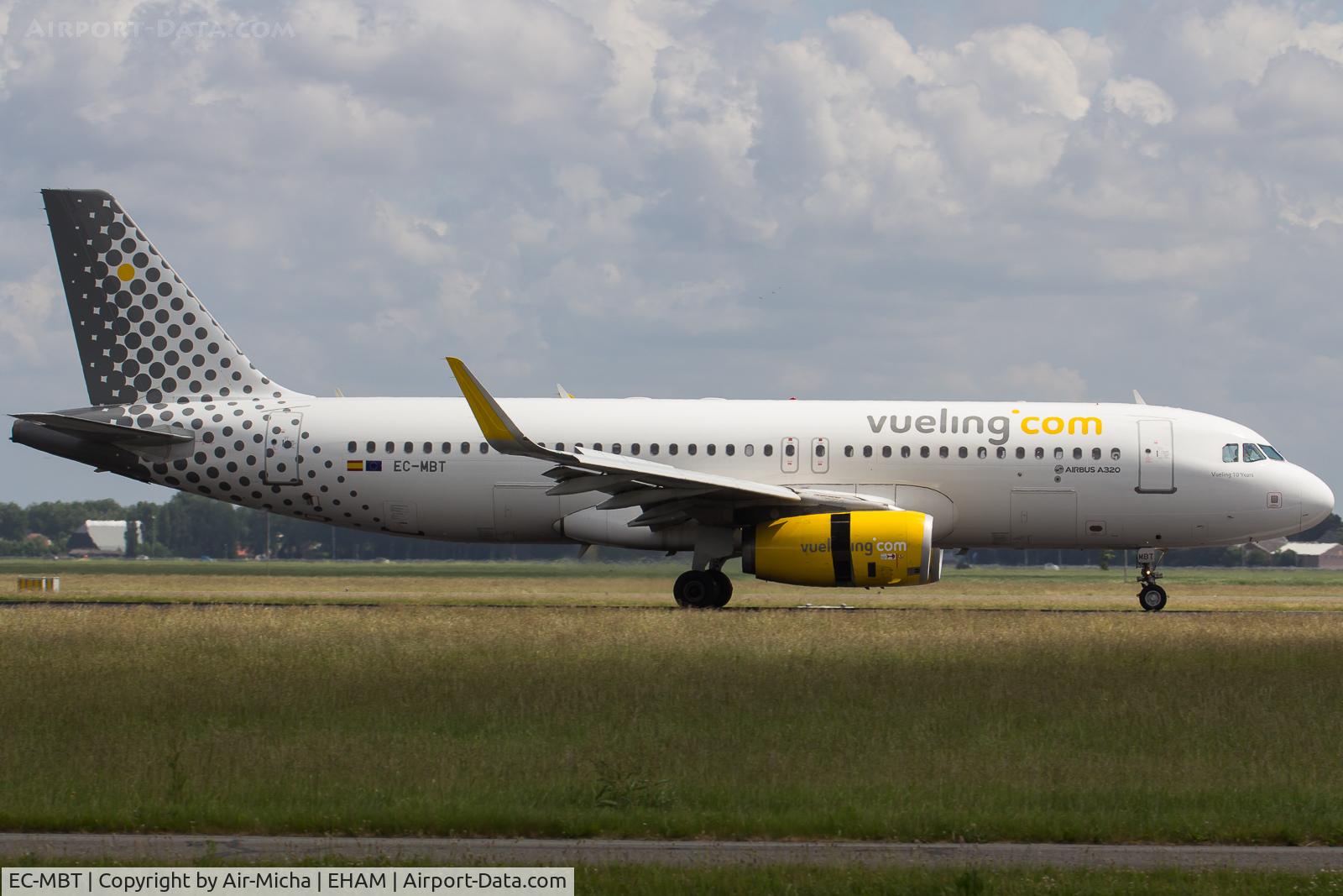 EC-MBT, 2014 Airbus A320-232 C/N 6128, Vueling Airlines