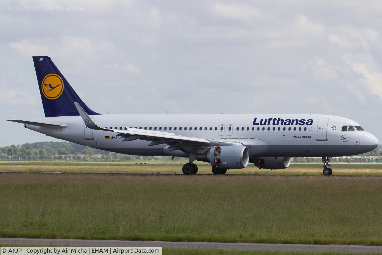 D-AIUP, 2015 Airbus A320-214 C/N 6807, Lufthansa