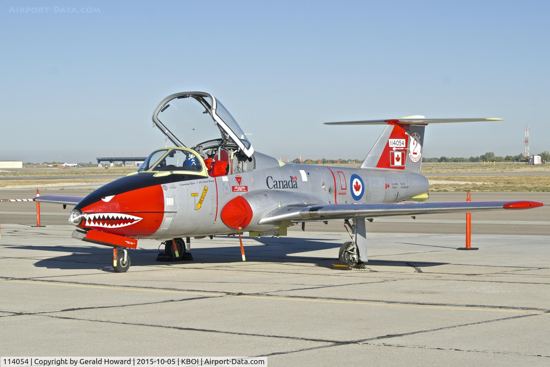 114054, 1971 Canadair CT-114 C/N 1054, Parked on the south GA ramp.  431 Air Demo Sq., 15 Wing, Saskatchewan, Canada. (Snowbirds)