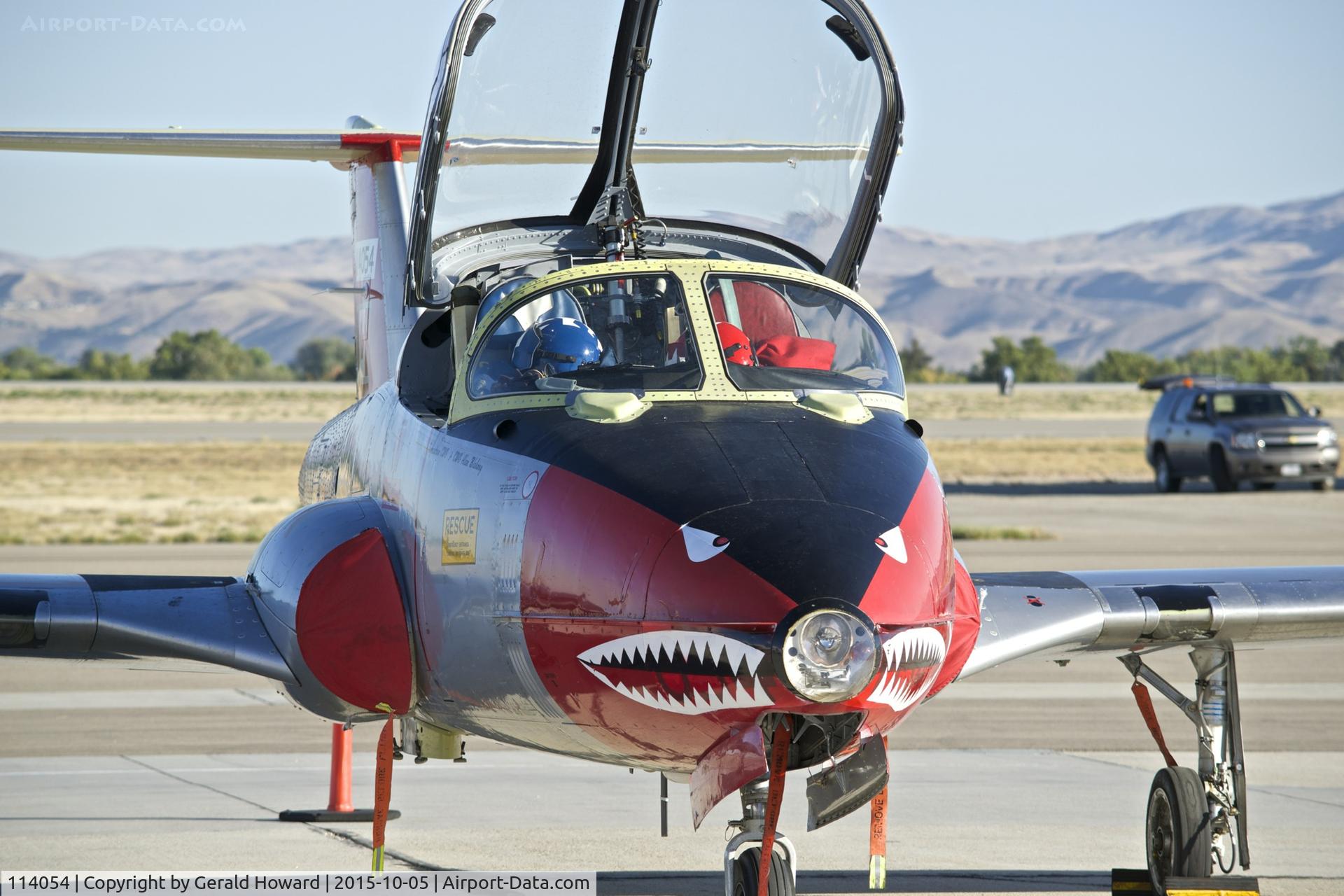 114054, 1971 Canadair CT-114 C/N 1054, 431 Air Demo Sq., 15 Wing, Saskatchewan, Canada. (Snowbirds)