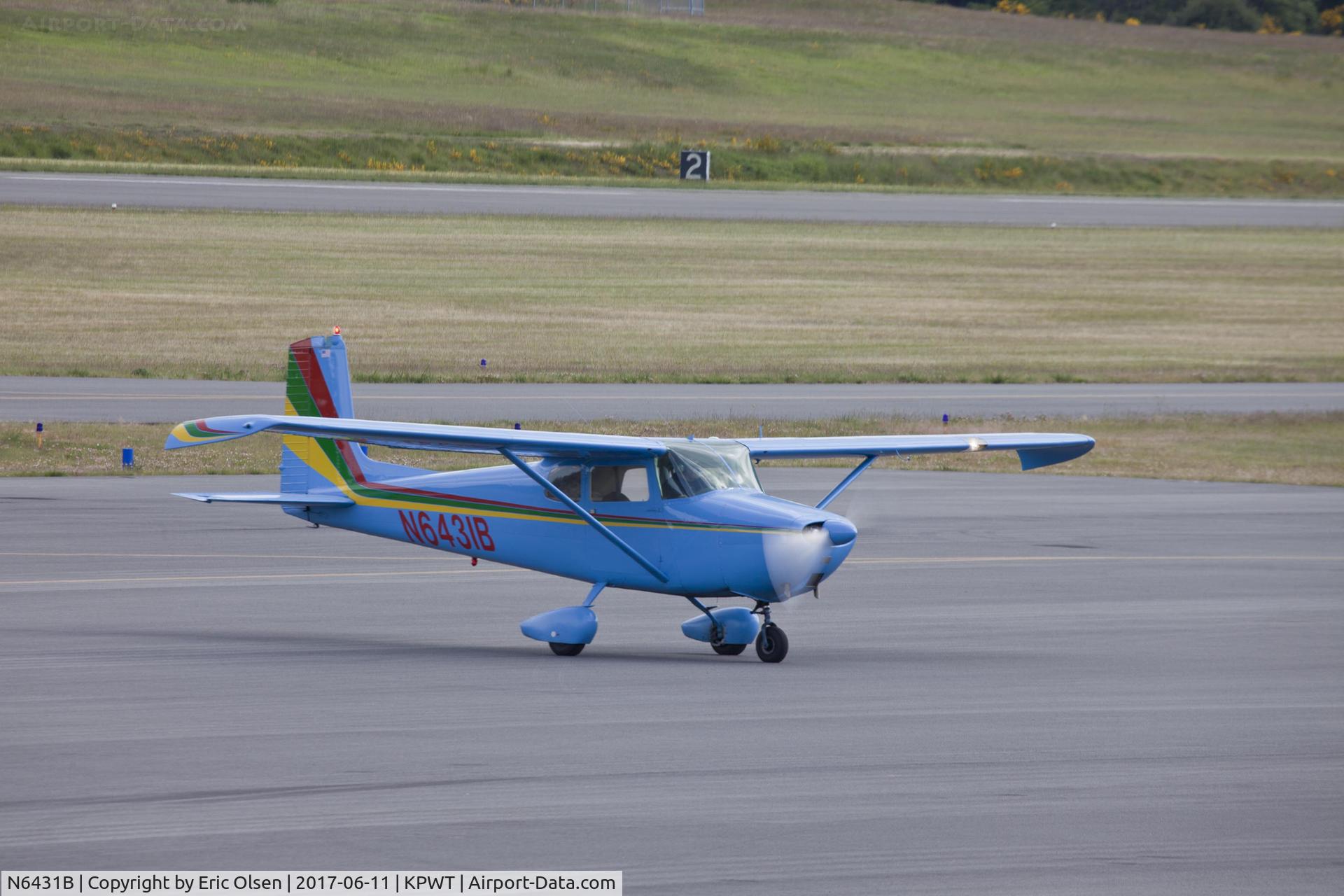 N6431B, 1957 Cessna 172 C/N 29631, 1957 Cessna taxing in at Bremerton