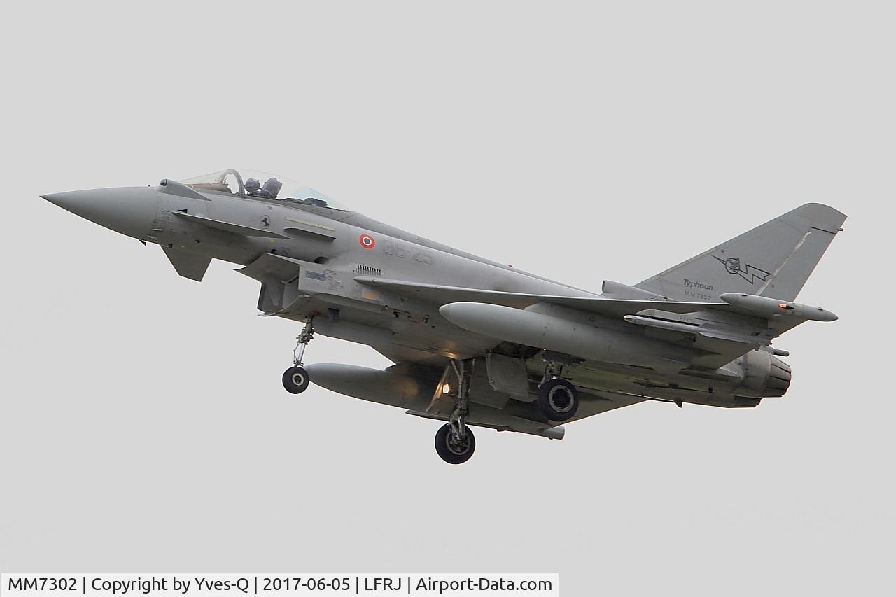 MM7302, Eurofighter EF-2000 Typhoon S C/N IS034, Eurofighter EF-2000 Typhoon S, On final rwy 26, Landivisiau Naval Air Base (LFRJ) Tiger Meet 2017