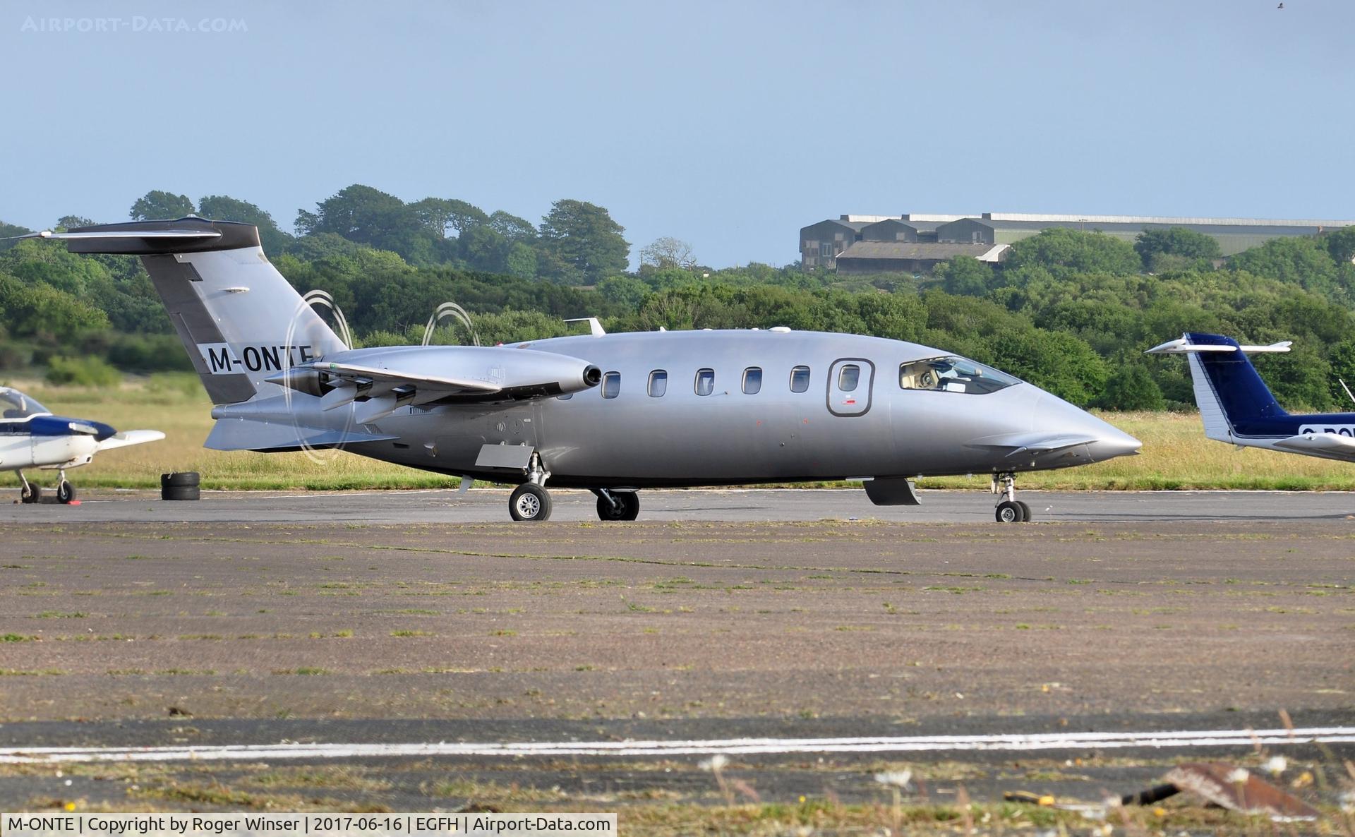 M-ONTE, 2009 Piaggio P-180 Avanti II C/N 1176, Visiting Avanti II operated by Scotia Aviation.