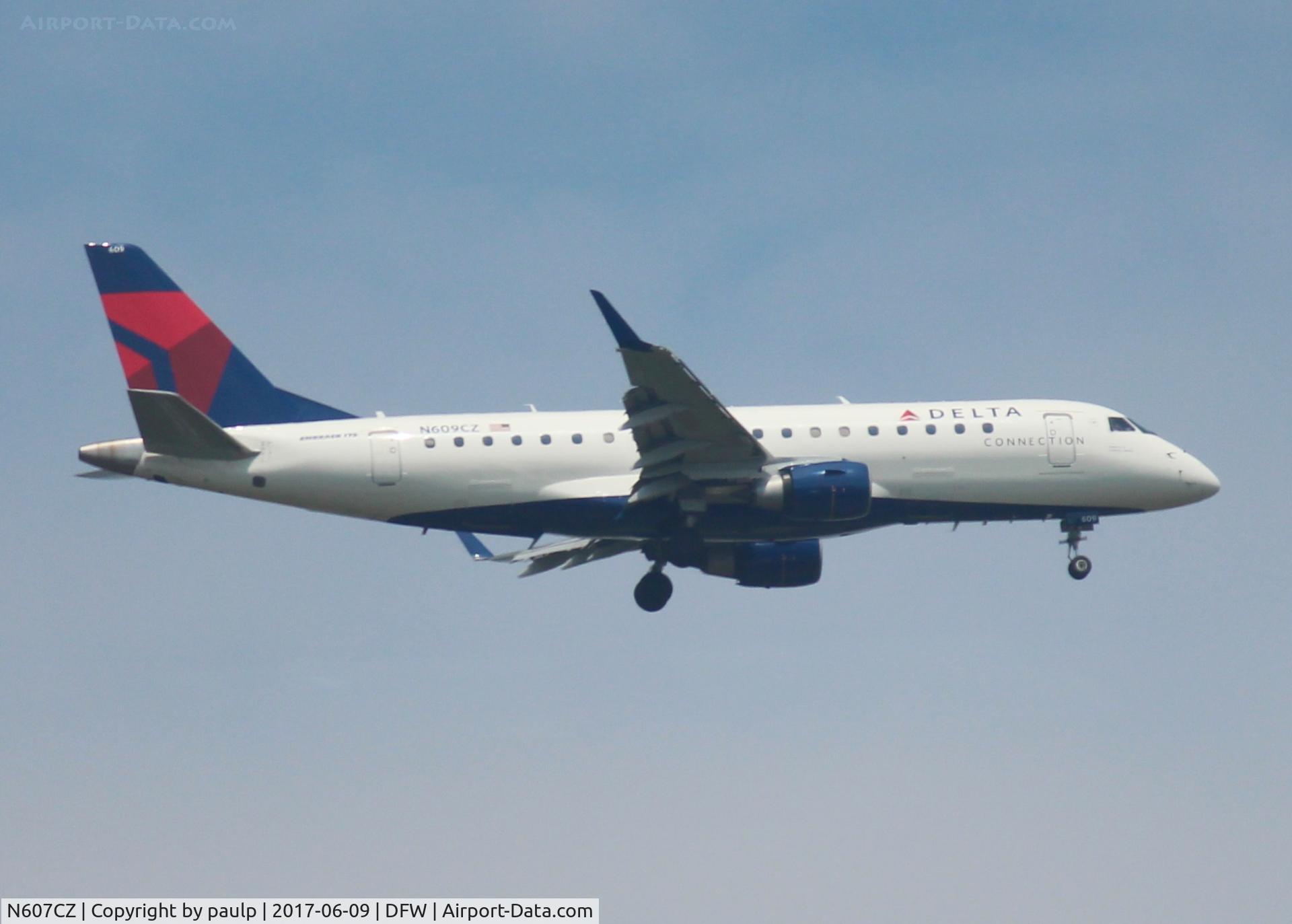 N607CZ, 2007 Embraer 170SU (ERJ-170-100SU) C/N 17000192, At DFW.