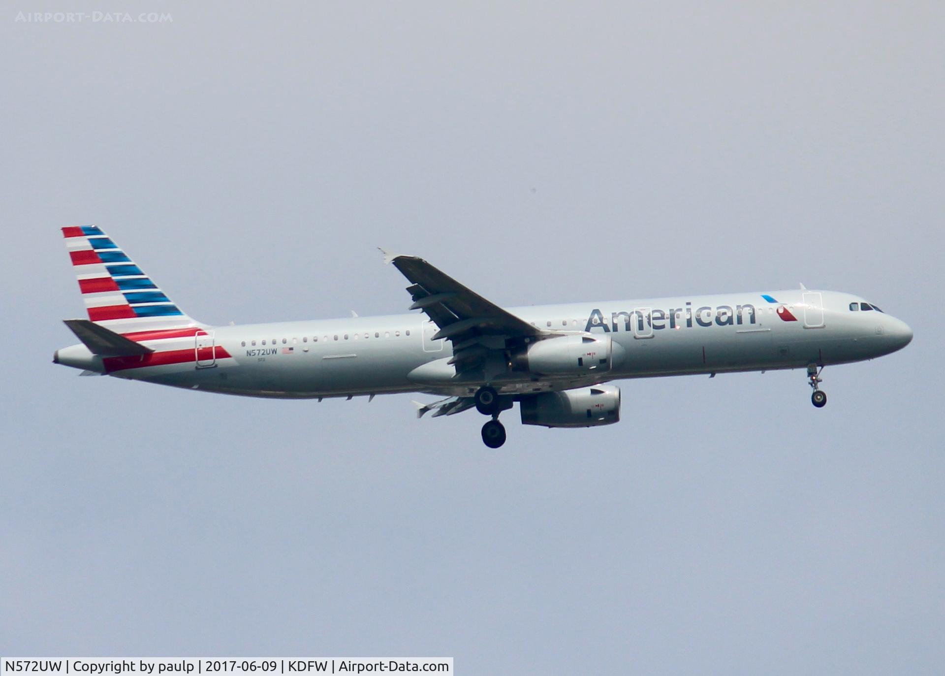 N572UW, 2013 Airbus A321-231 C/N 5899, At DFW.