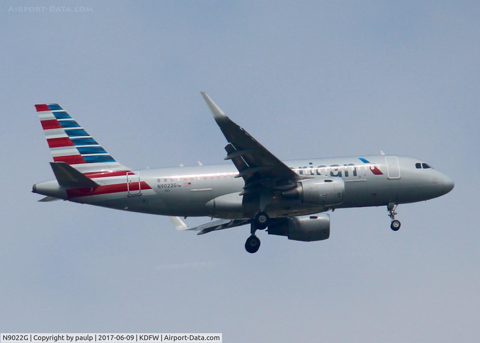 N9022G, 2014 Airbus A319-112 C/N 6310, At DFW.