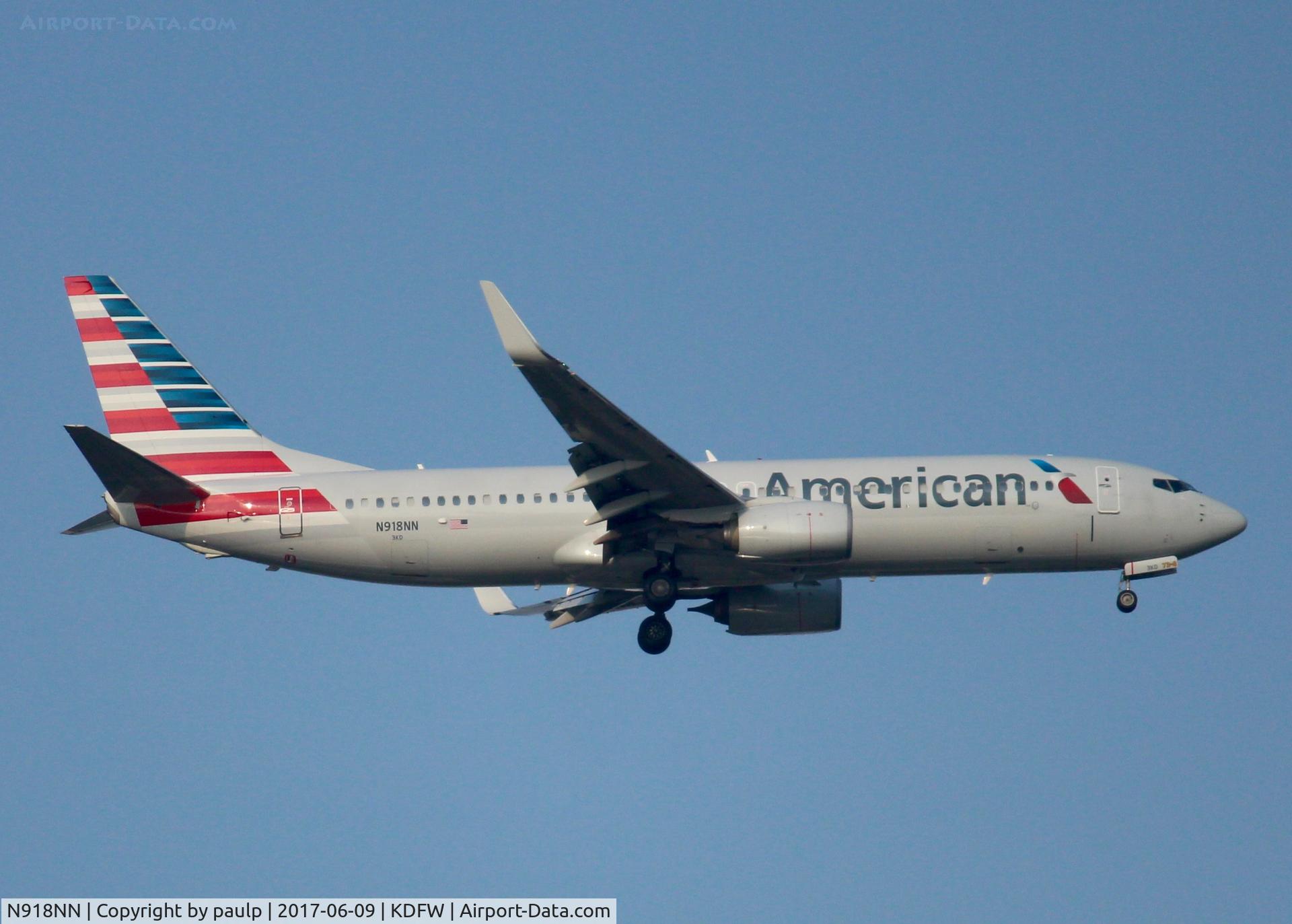 N918NN, 2013 Boeing 737-823 C/N 33228, At DFW.
