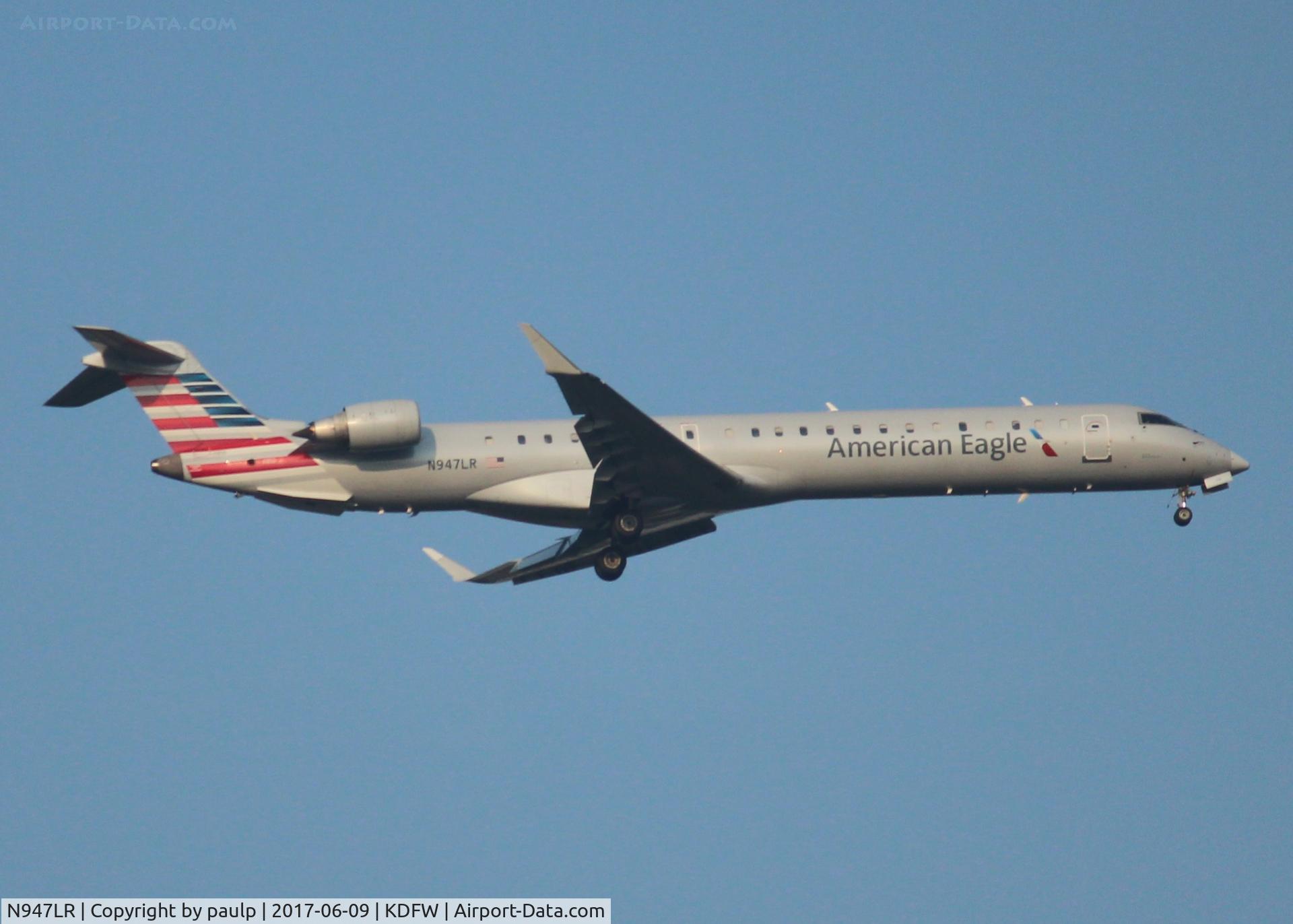 N947LR, 2007 Bombardier CRJ-900 (CL-600-2D24) C/N 15116, At DFW.
