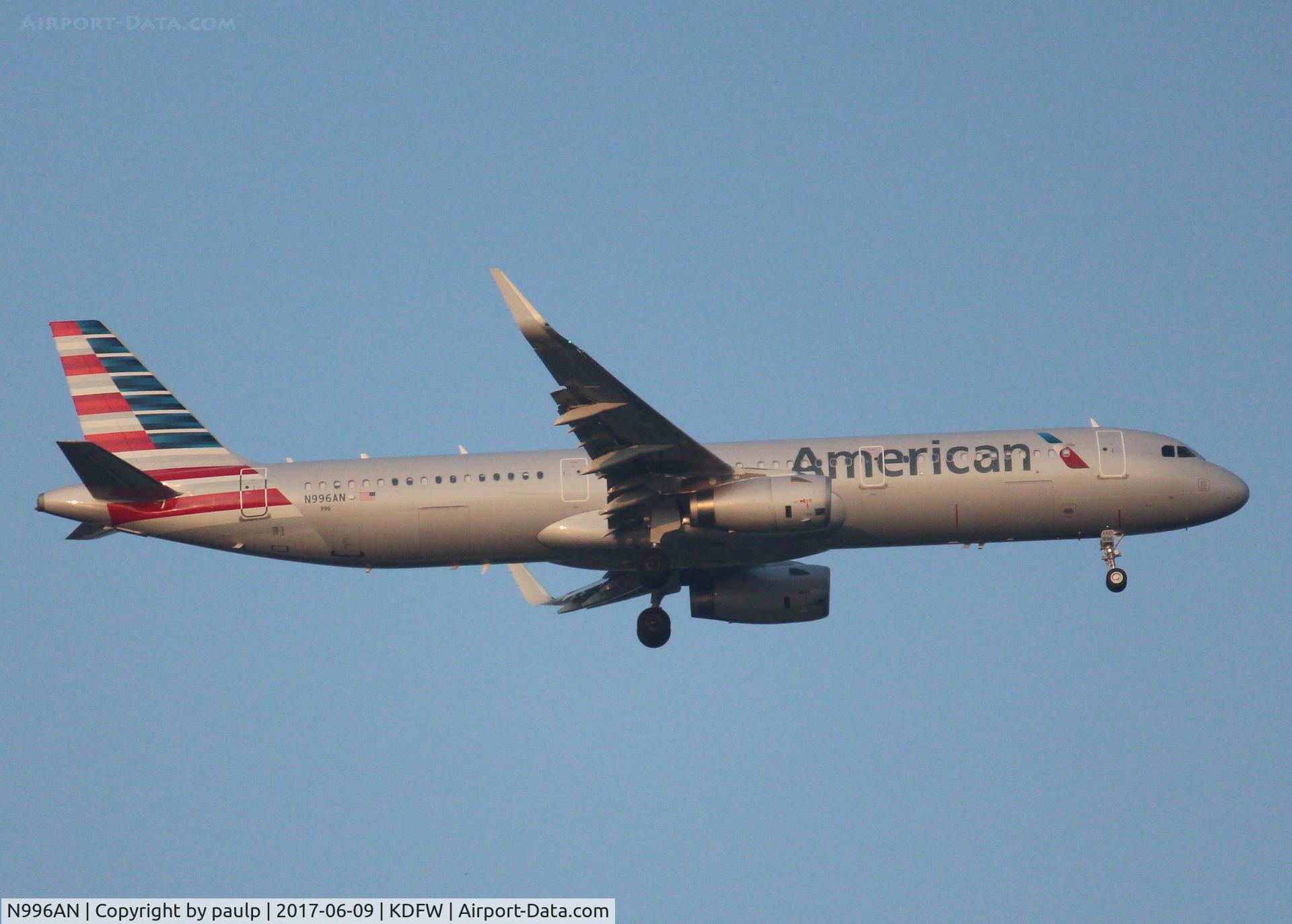 N996AN, 2016 Airbus A321-231 C/N 7310, At DFW.