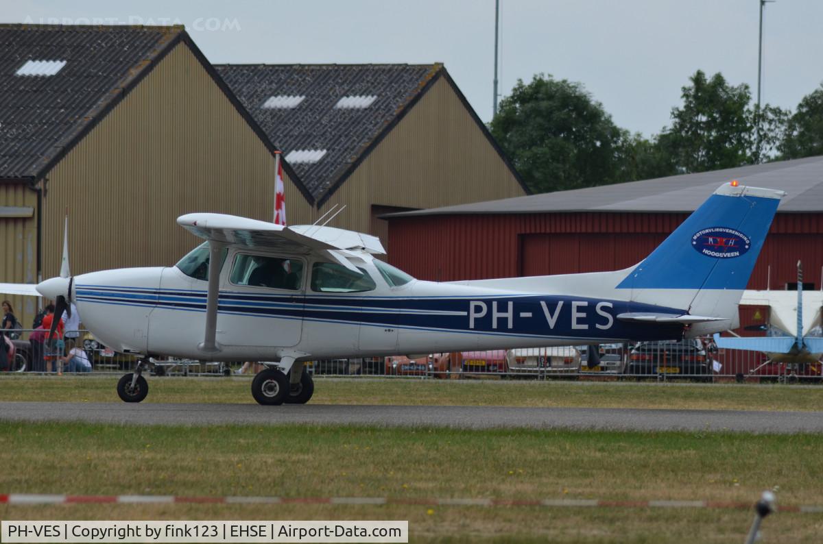 PH-VES, Reims F172P C/N 2063, CESSNA172