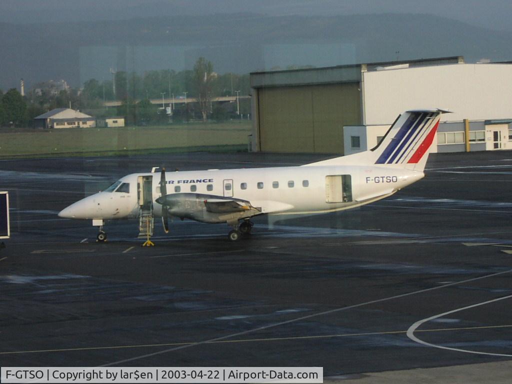 F-GTSO, 1988 Embraer EMB-120ER Brasilia C/N 120097, on 04-22-03

I was attending a training session in Nantes, FR