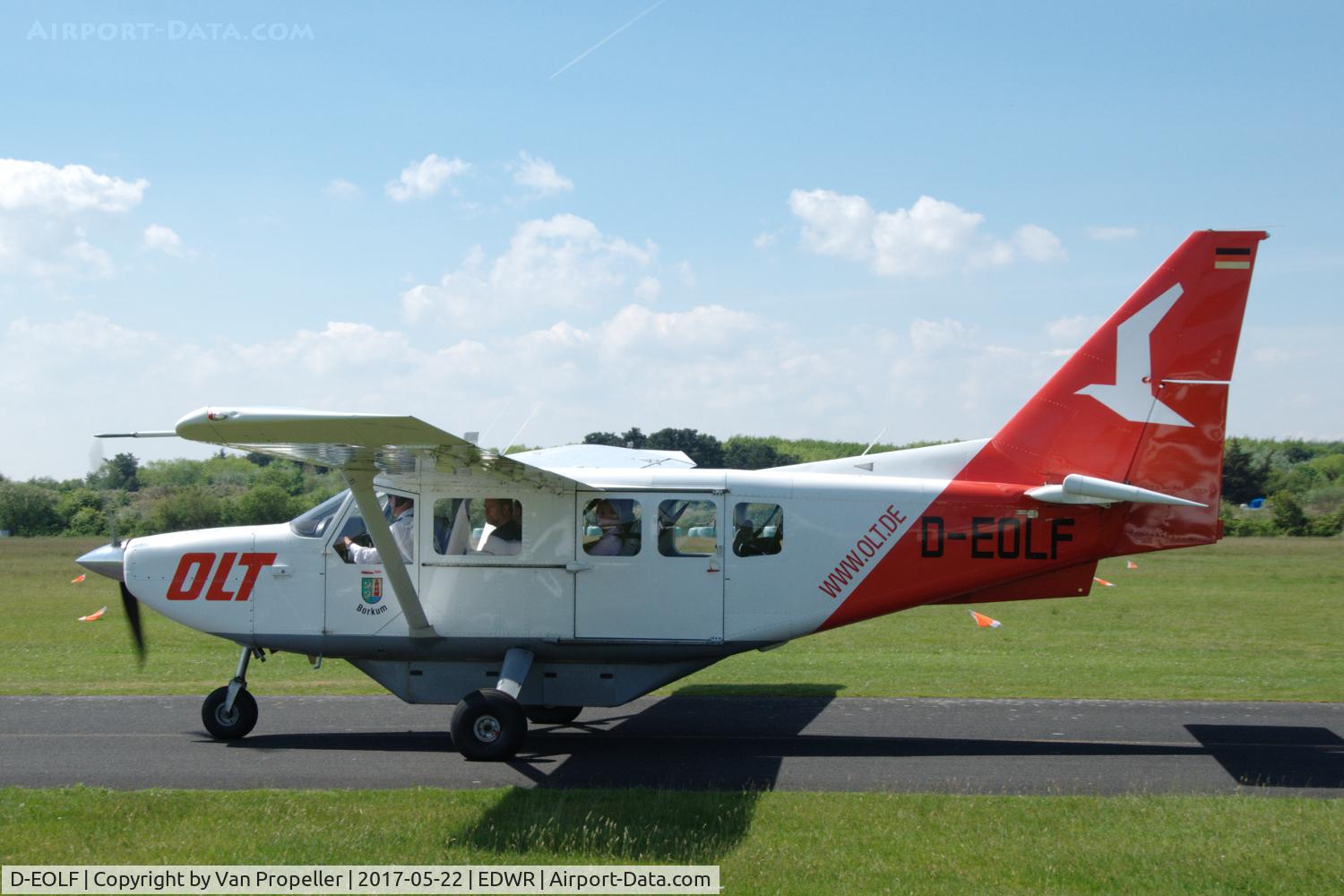 D-EOLF, 2005 Gippsland GA-8 Airvan C/N GA8-05-080, Gippsland GA8 Airvan taxiing at Borkum airfield, on the German island of Borkum,