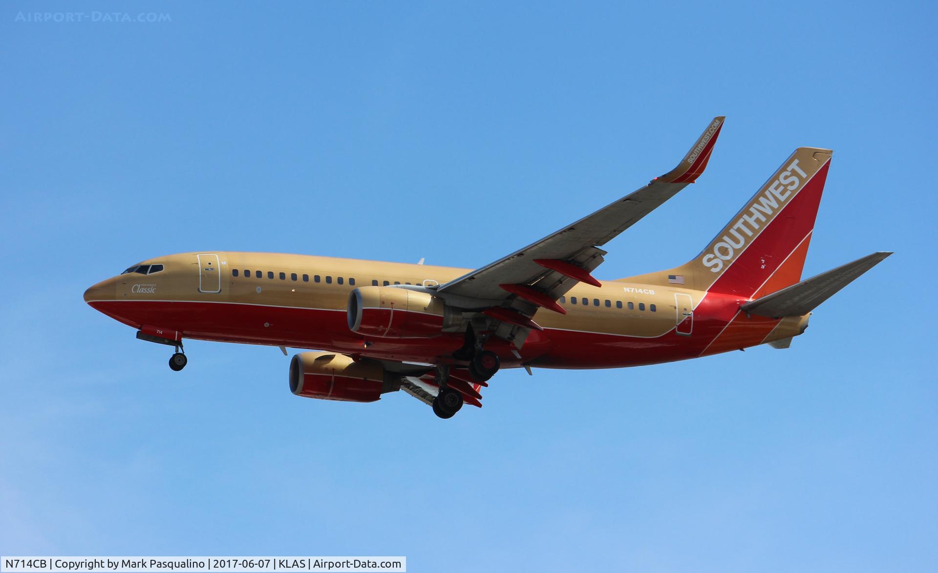 N714CB, 1998 Boeing 737-7H4 C/N 27848, Boeing 737-700