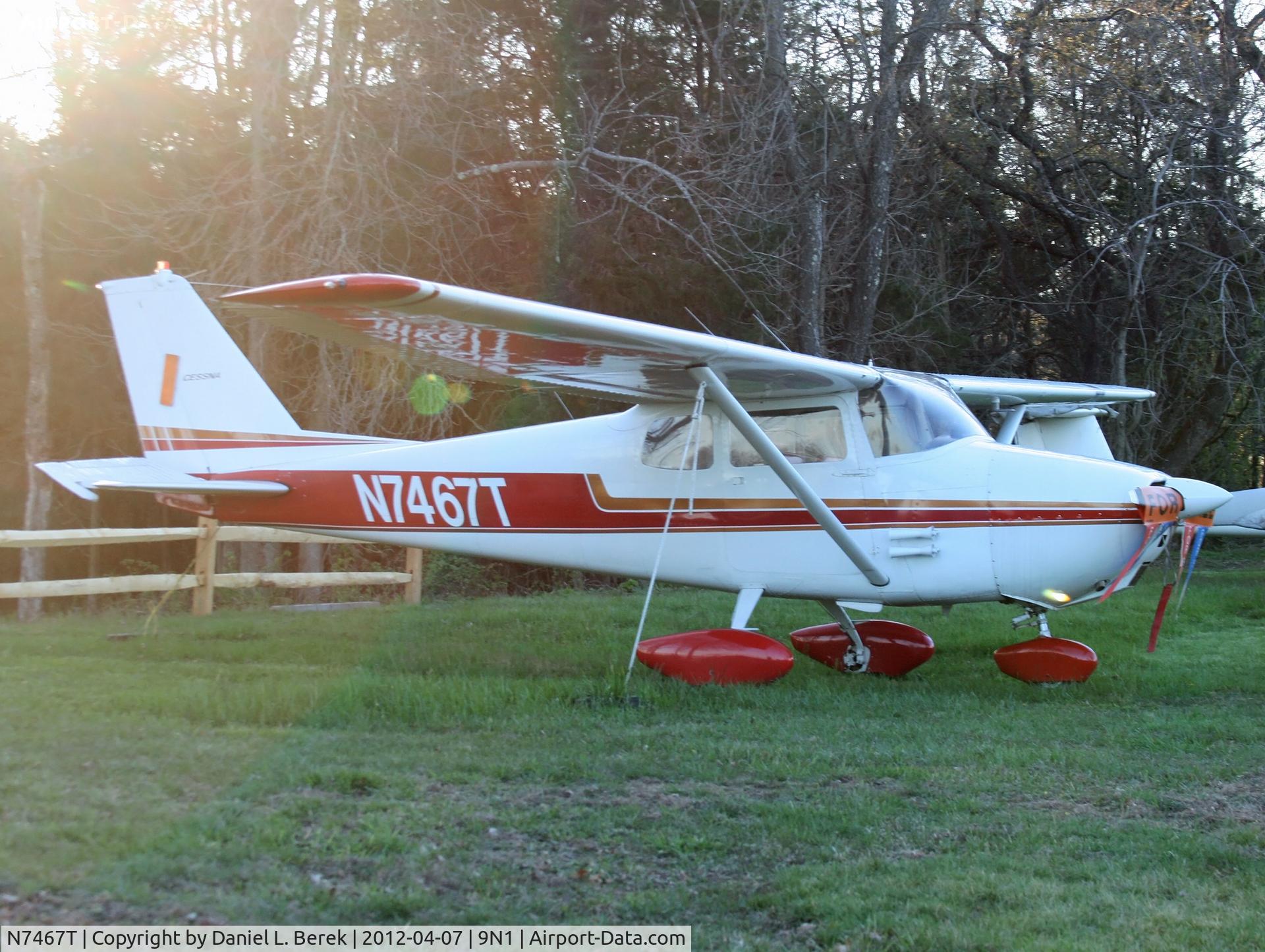 N7467T, 1959 Cessna 172A C/N 47067, Even the Cessnas are classics at Van Sant Airport