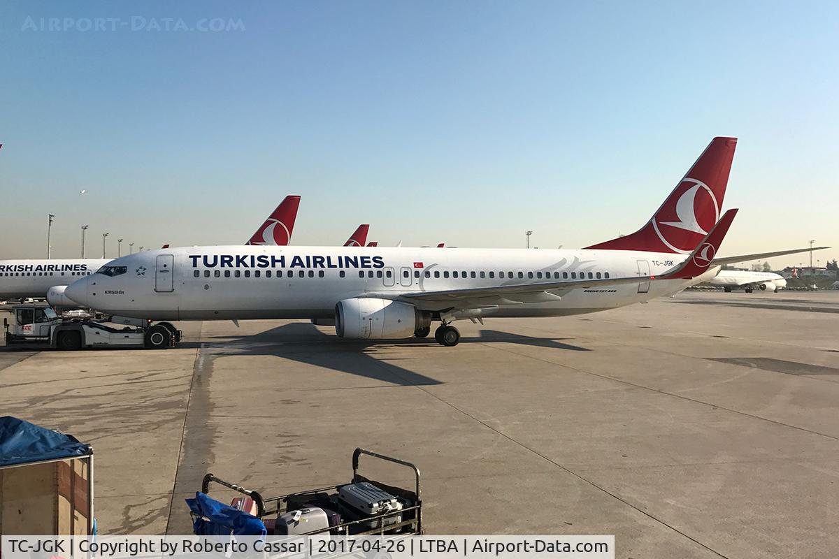 TC-JGK, 2006 Boeing 737-8F2 C/N 34409, Istanbul Airport