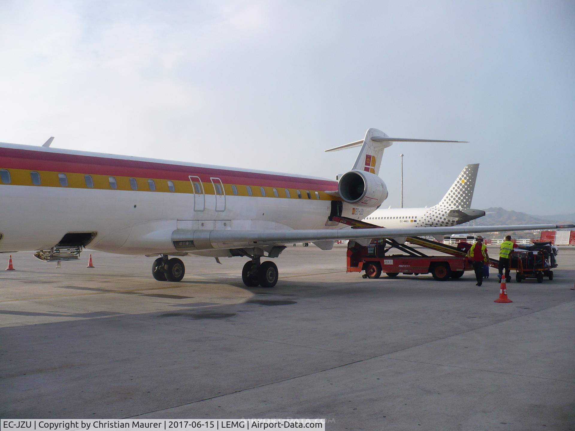 EC-JZU, 2007 Bombardier CRJ-900 (CL-600-2D24) C/N 15115, CRJ-900