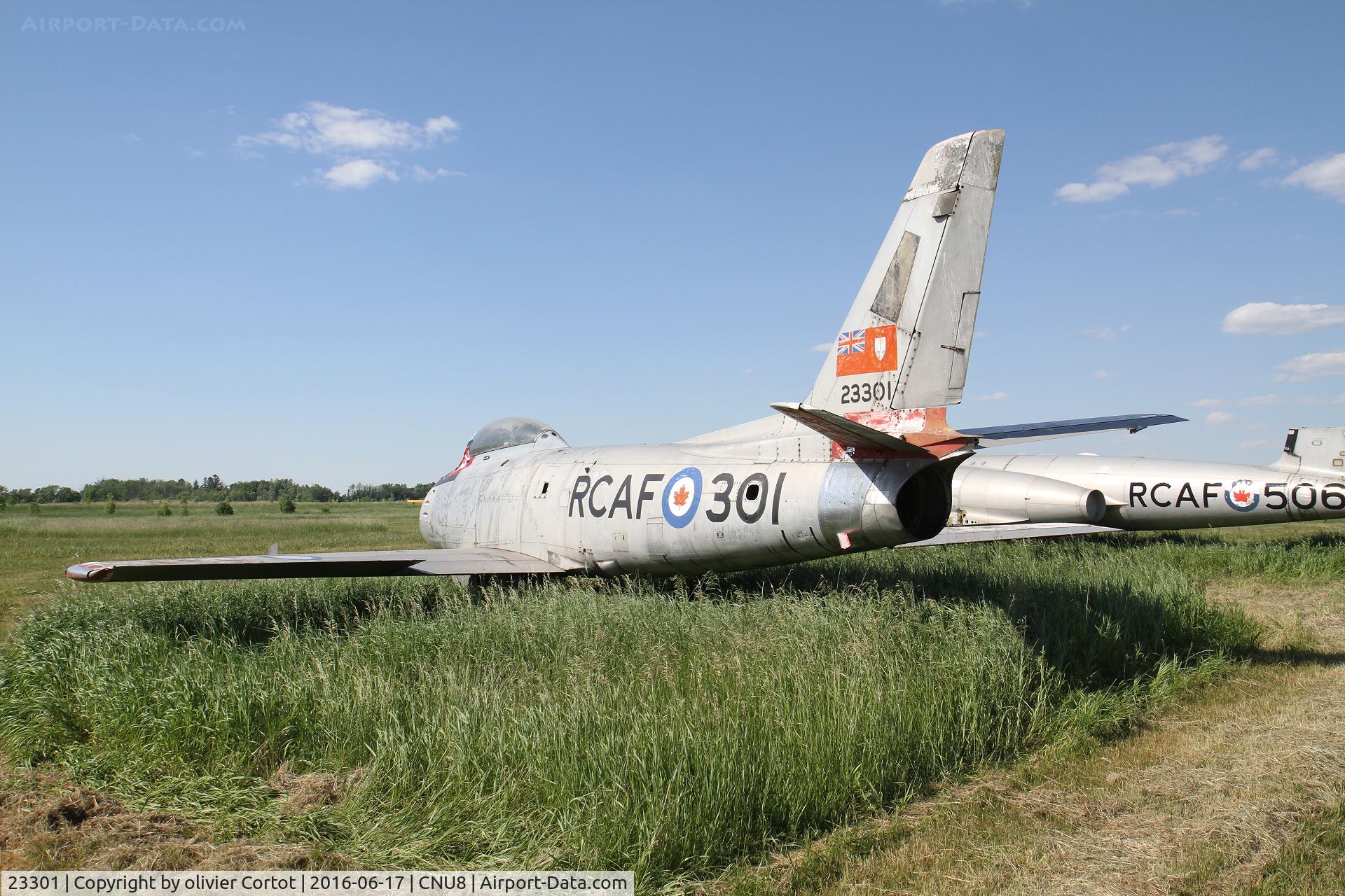 23301, Canadair CL-13A Sabre 5 C/N 1091, rear view
