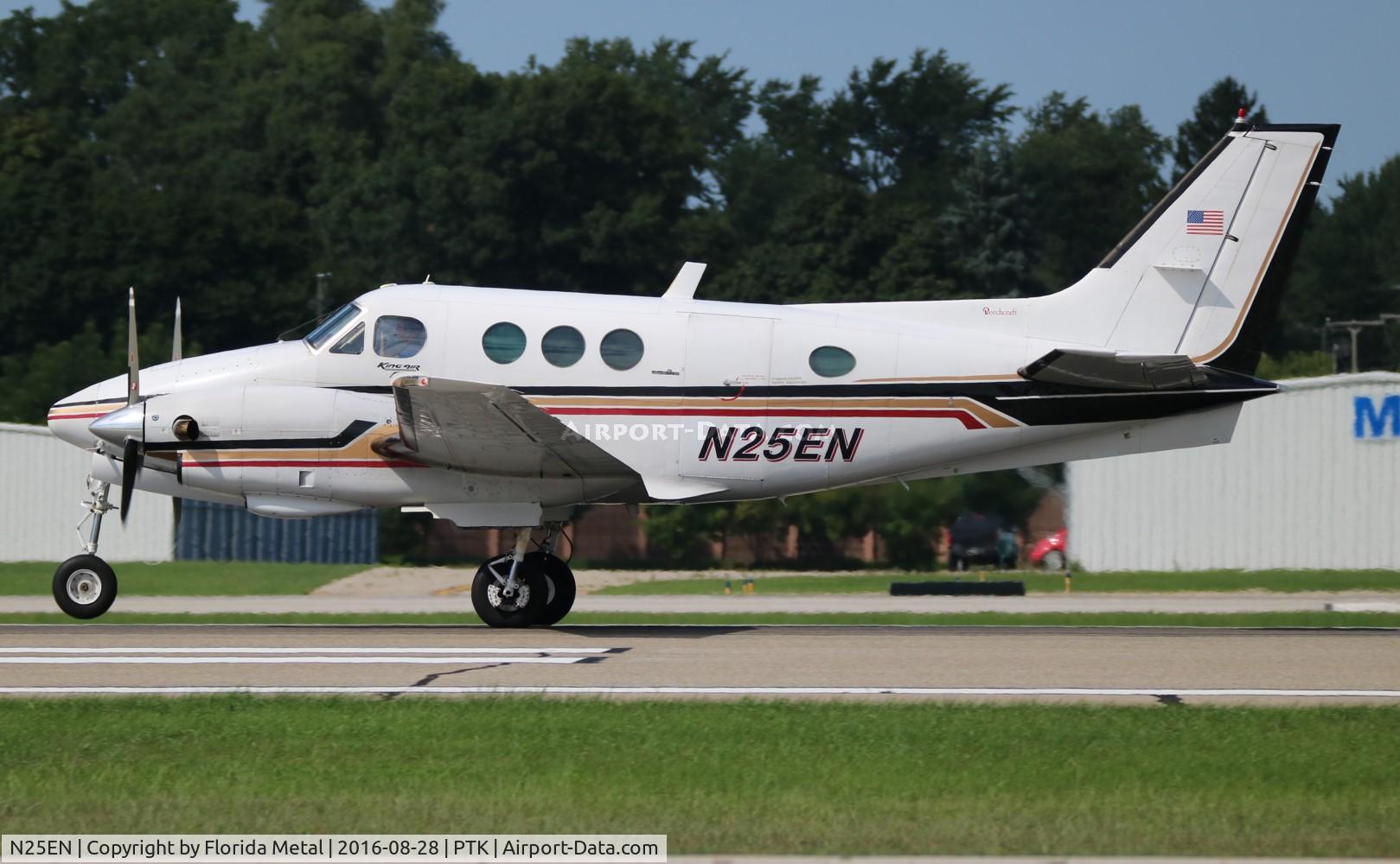 N25EN, 1979 Beech E90 King Air C/N LW-239, Beech E90