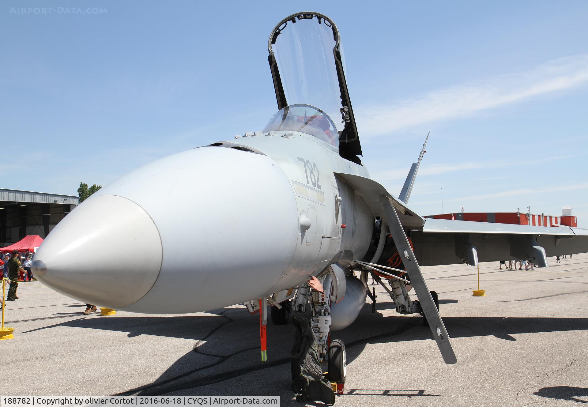 188782, 1987 McDonnell Douglas CF-188A Hornet C/N 0562/A469, 2016 static display