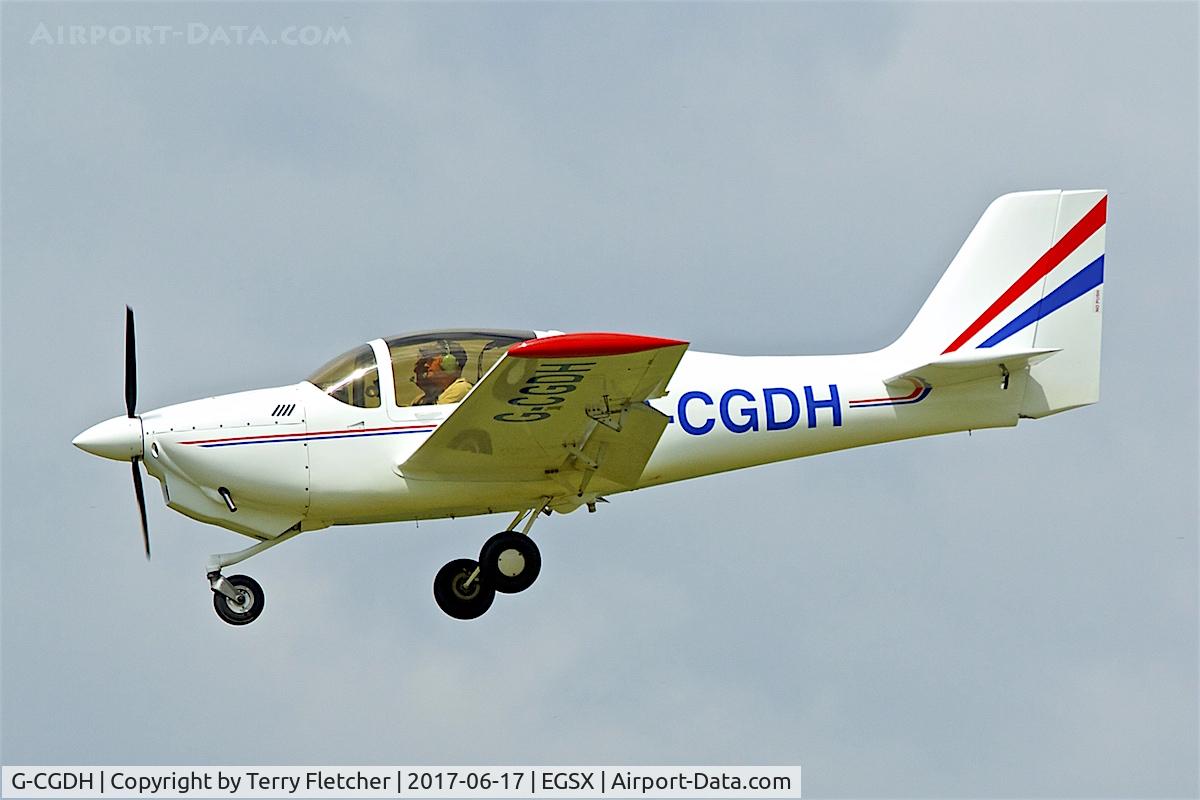 G-CGDH, 2004 Europa XS Tri-Gear C/N PFA 247-13746, At North Weald