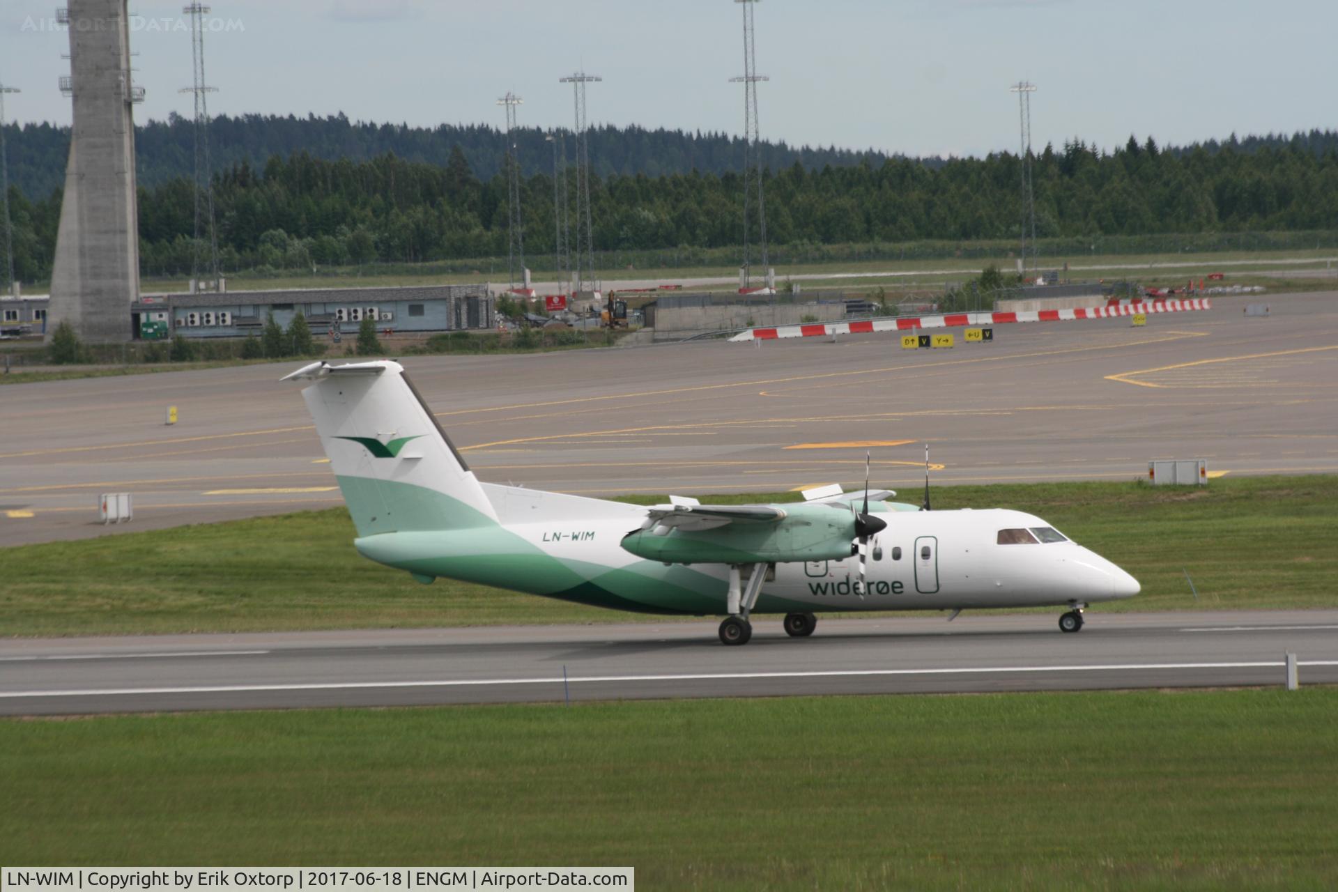 LN-WIM, 1995 De Havilland Canada DHC-8-100 Dash 8 C/N 403, LN-WIM in OSL