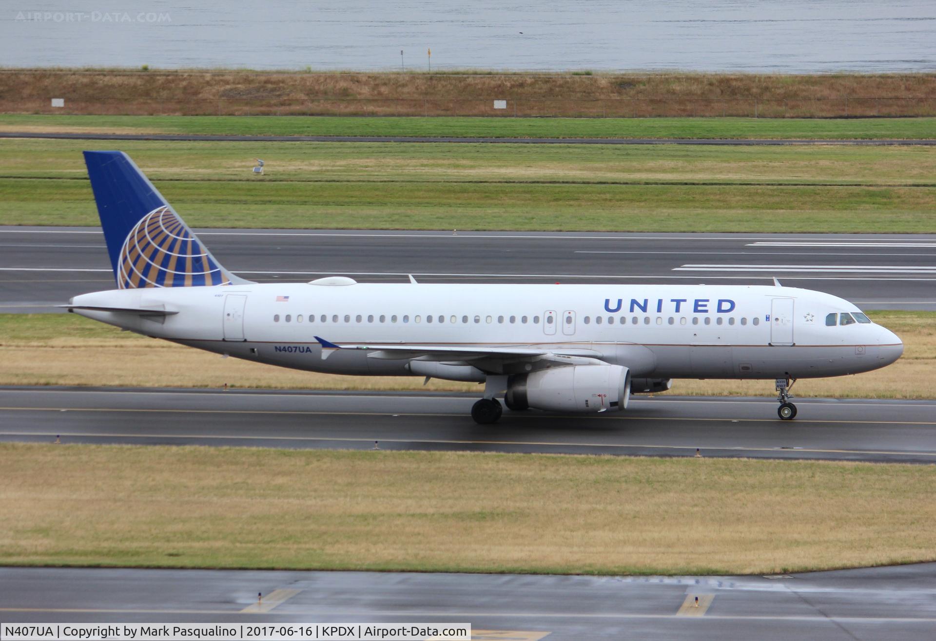 N407UA, 1994 Airbus A320-232 C/N 456, Airbus A320