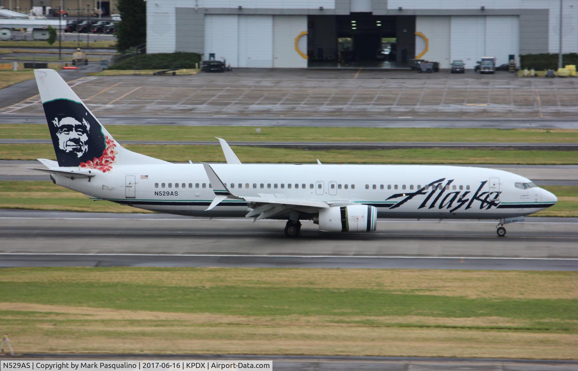 N529AS, 2010 Boeing 737-890 C/N 35198, Boeing 737-800