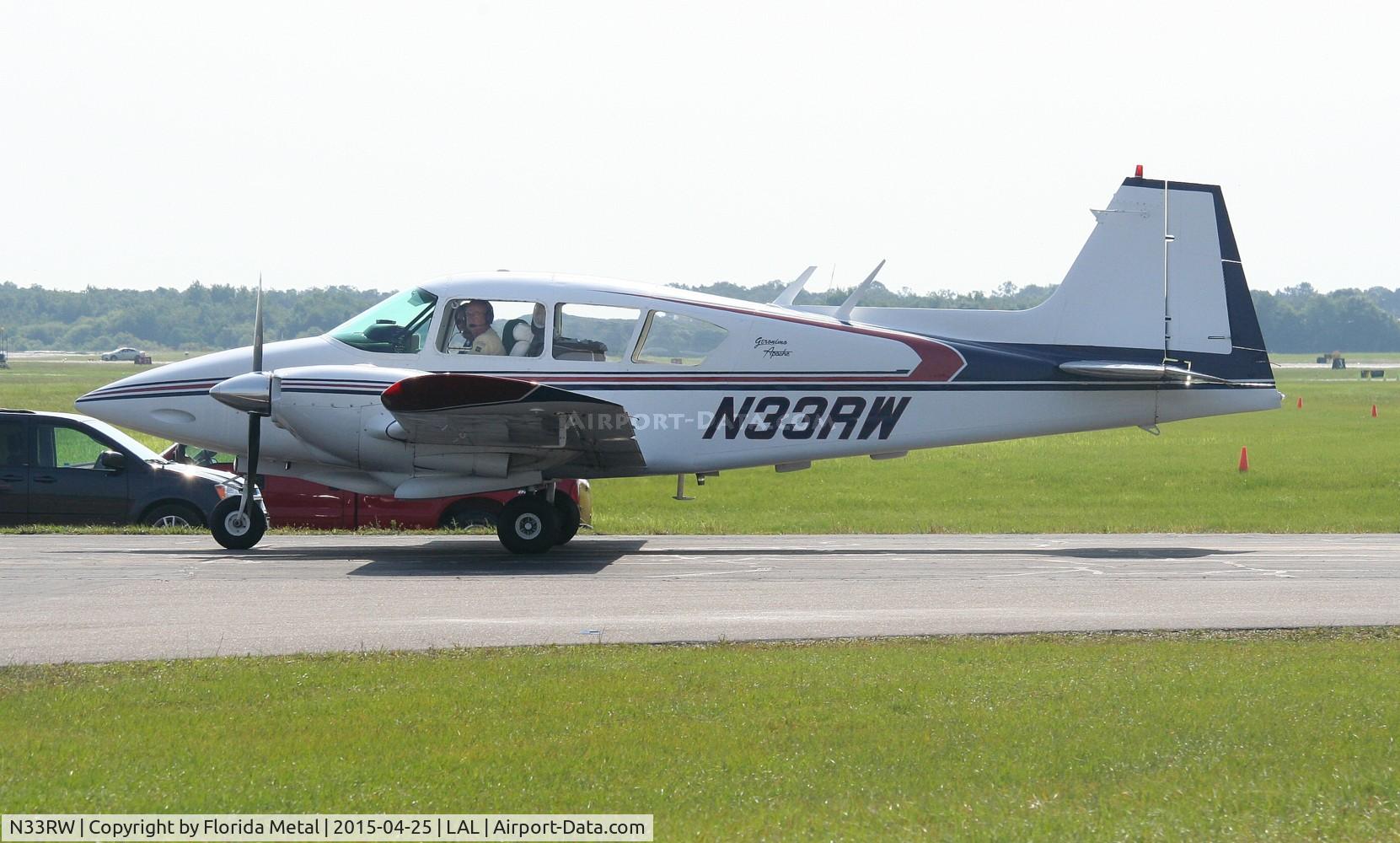 N33RW, 1960 Piper PA-23-160 Apache C/N 23-1948, Apache