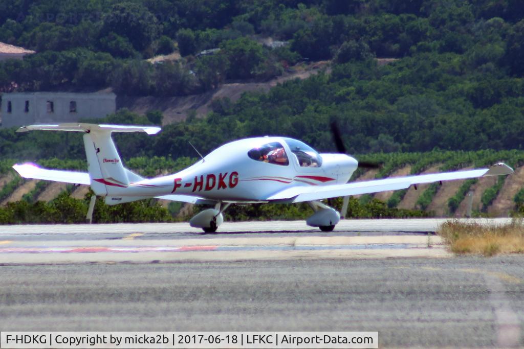 F-HDKG, 2002 Diamond DA-40 Diamond Star C/N 40.073, Taxiing