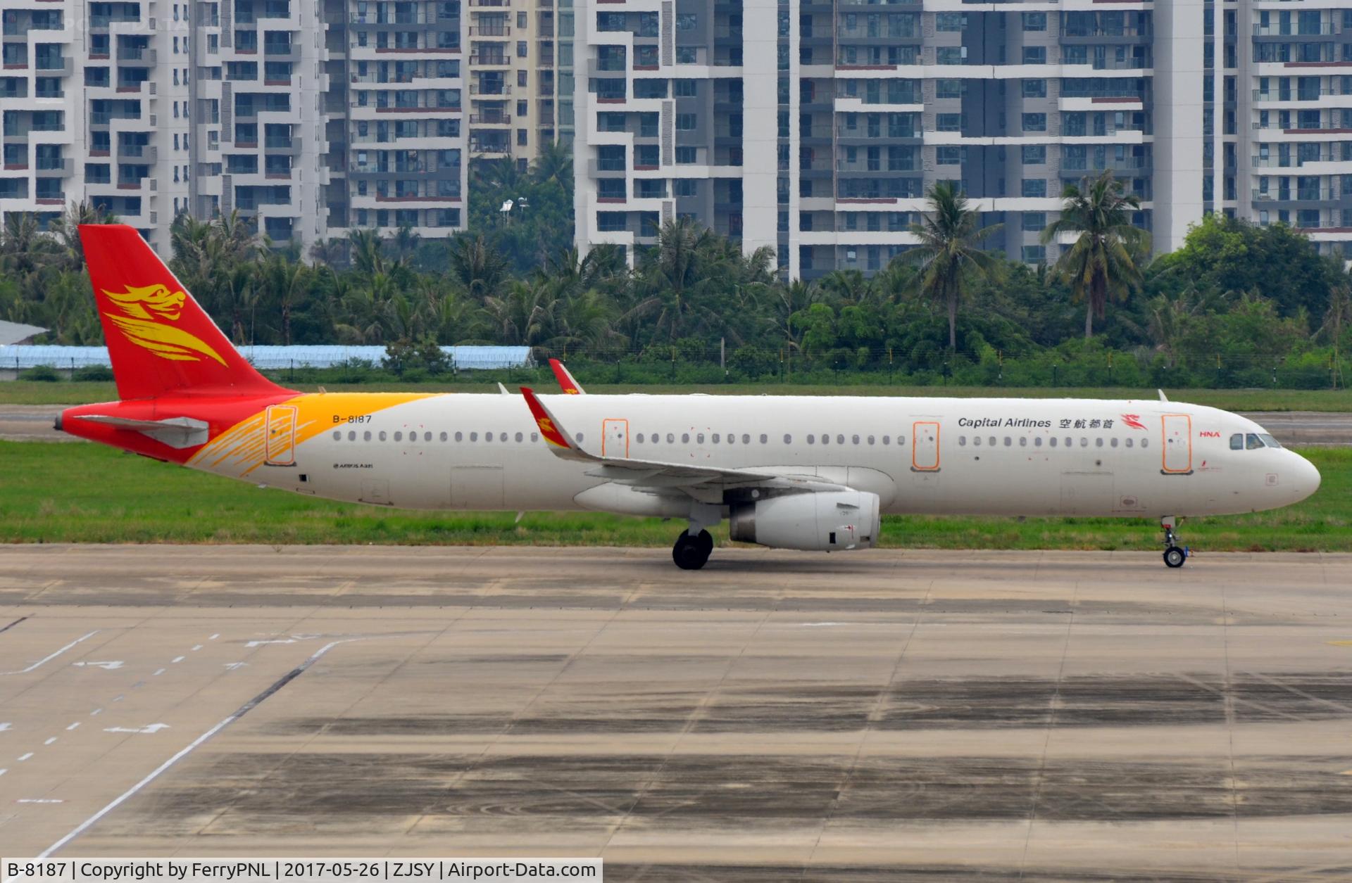 B-8187, 2015 Airbus A321-231 C/N 6818, Capital A321 taxying to its stand.