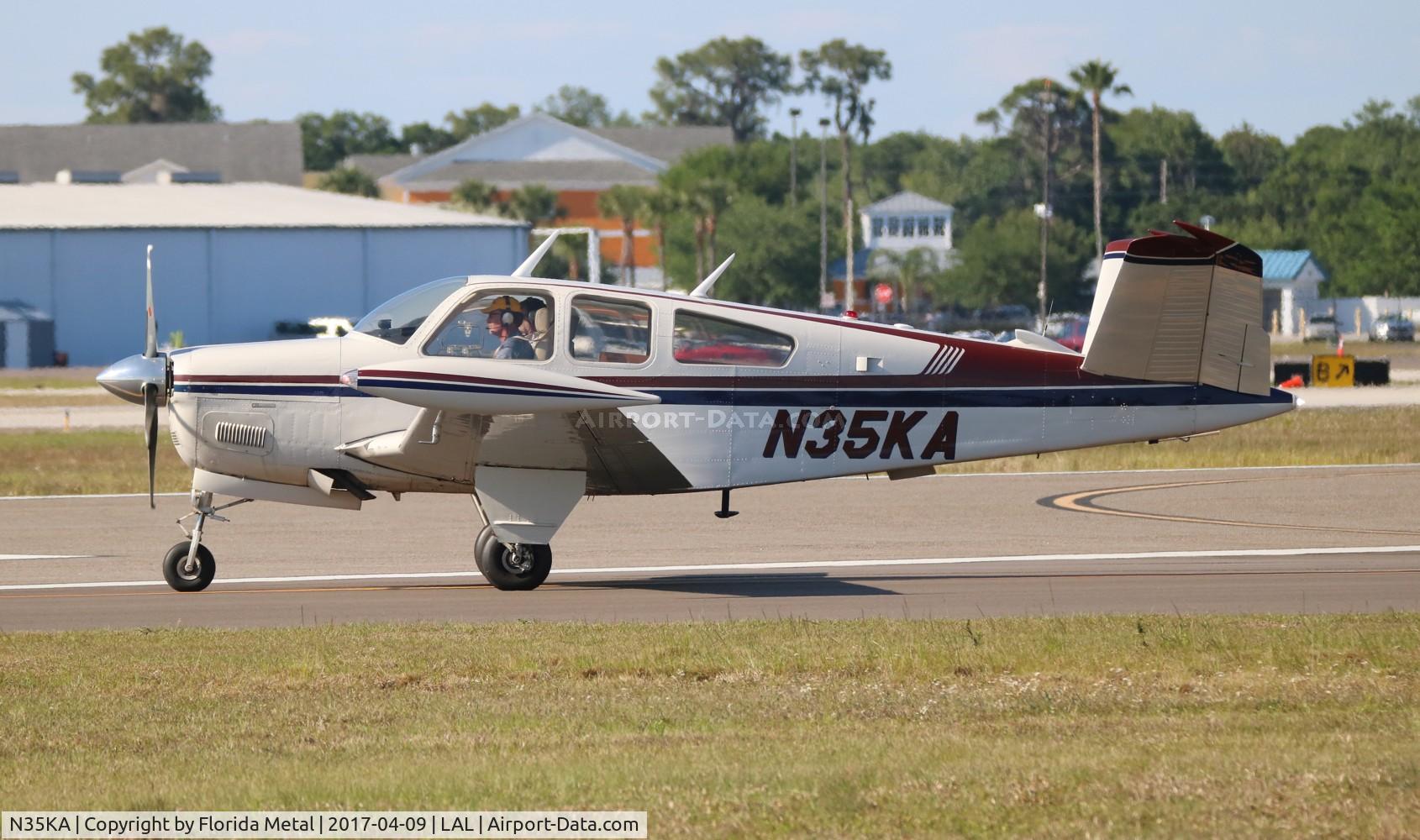 N35KA, 1979 Beech V35B Bonanza C/N D-10231, Bonanza V35B